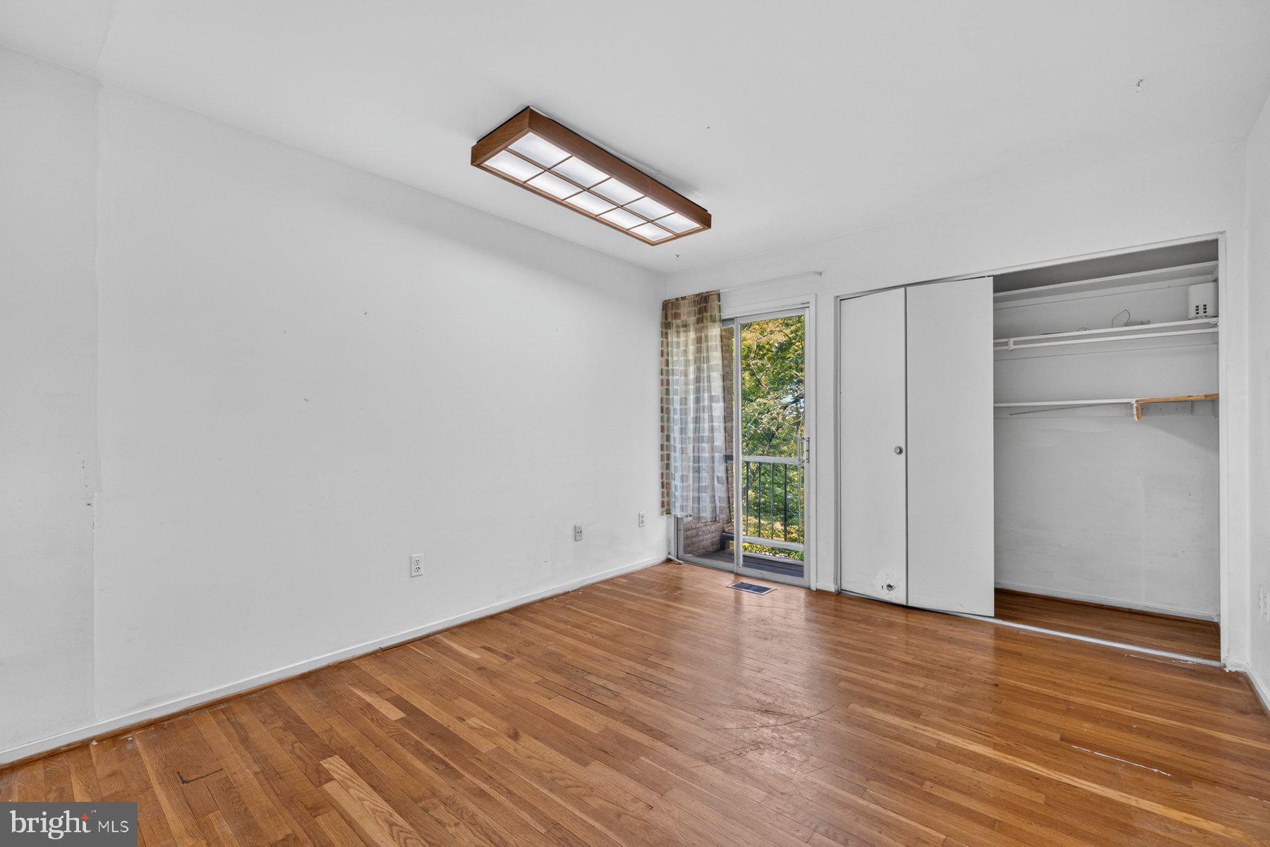 WILDE LAKE - Residential
