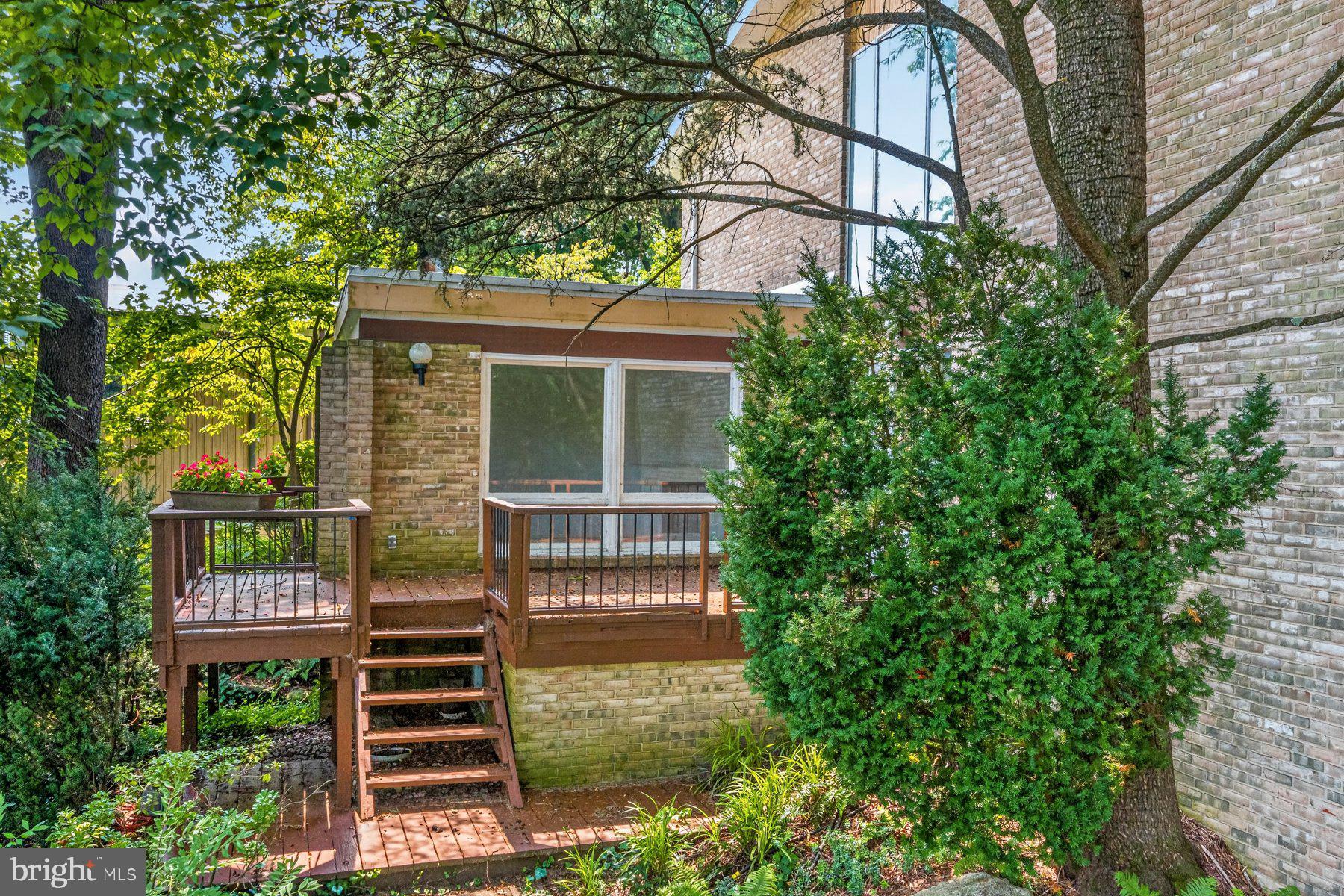 WILDE LAKE - Residential