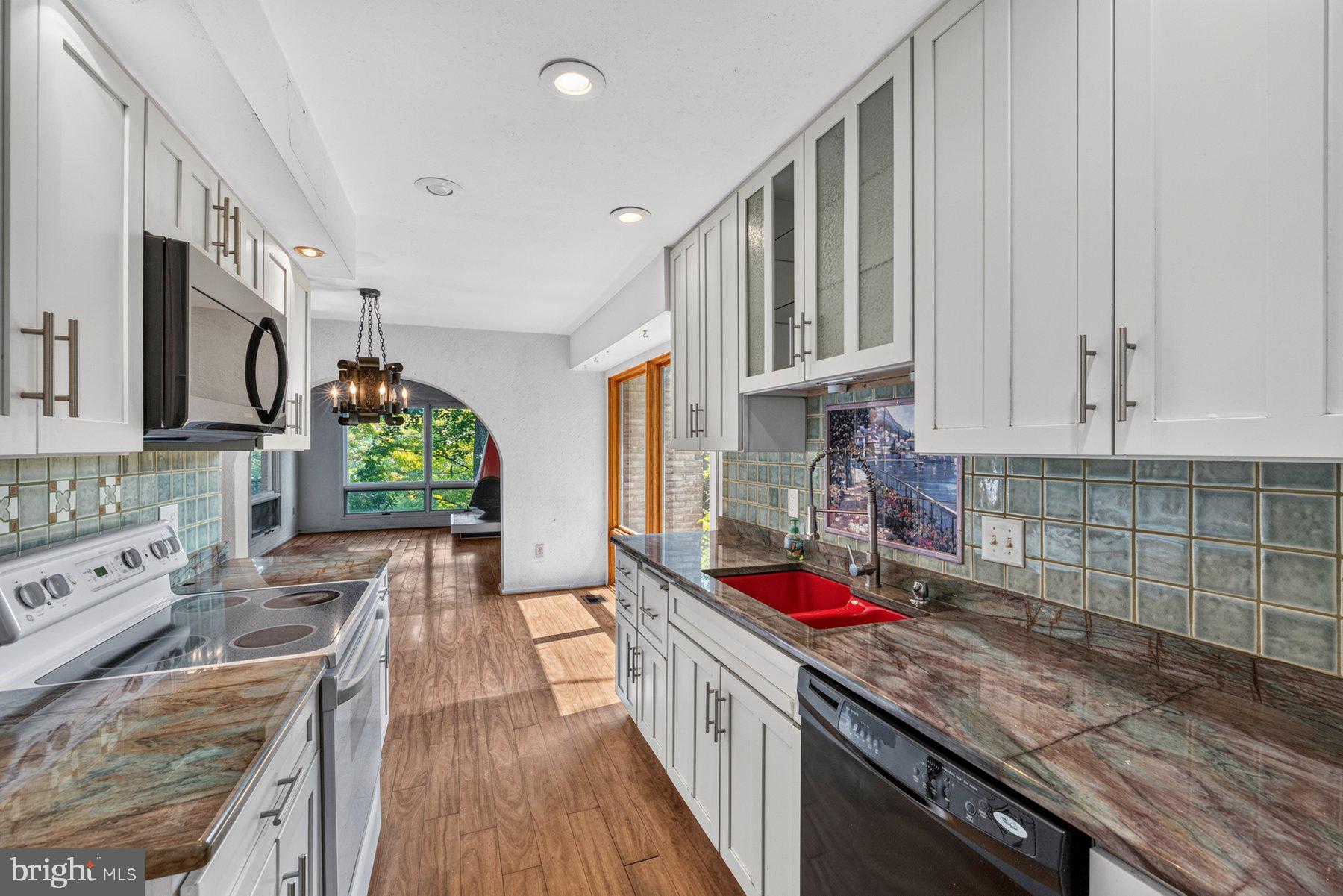 WILDE LAKE - Residential