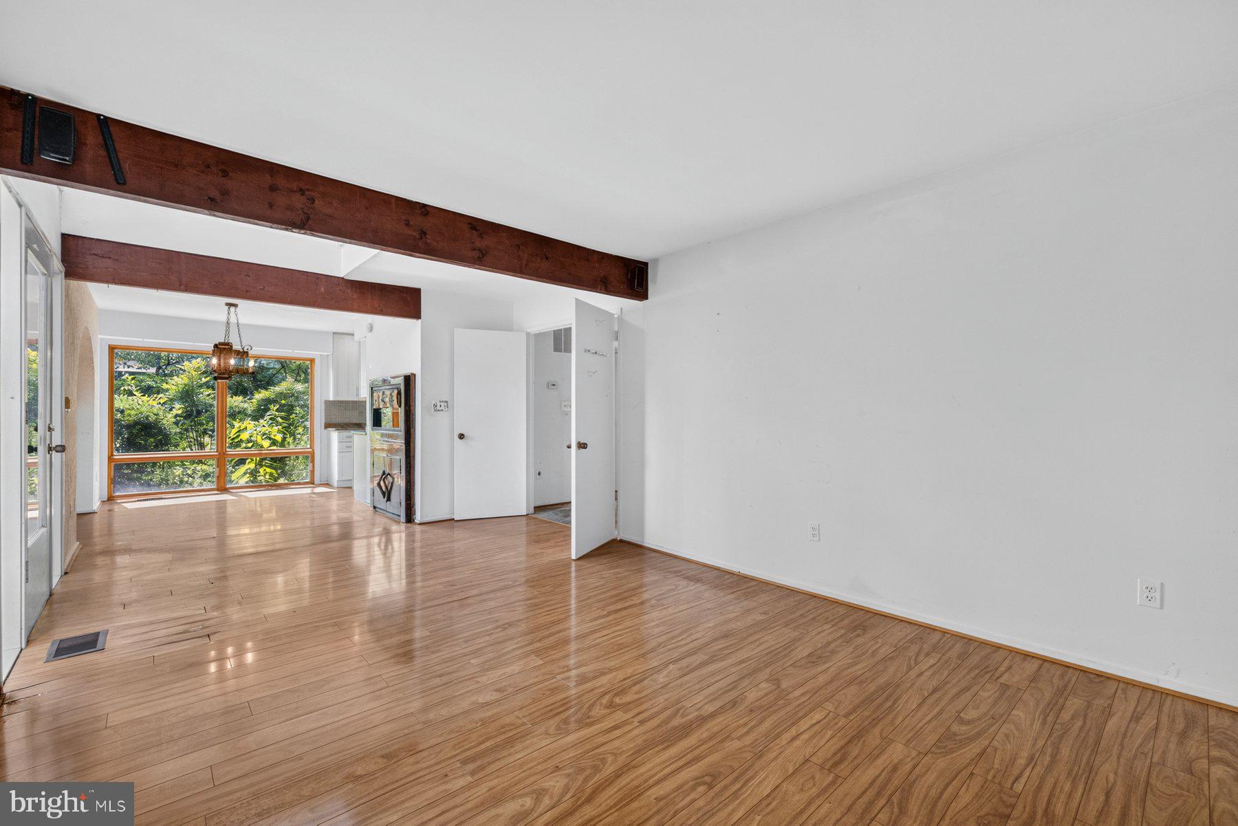 WILDE LAKE - Residential