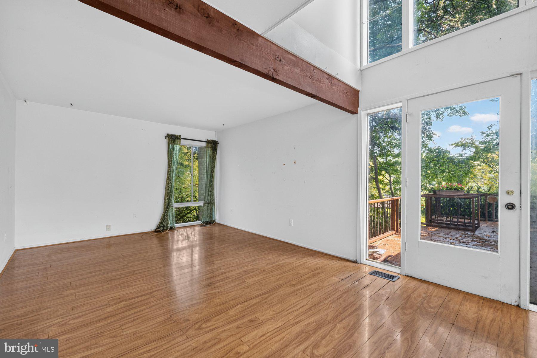 WILDE LAKE - Residential
