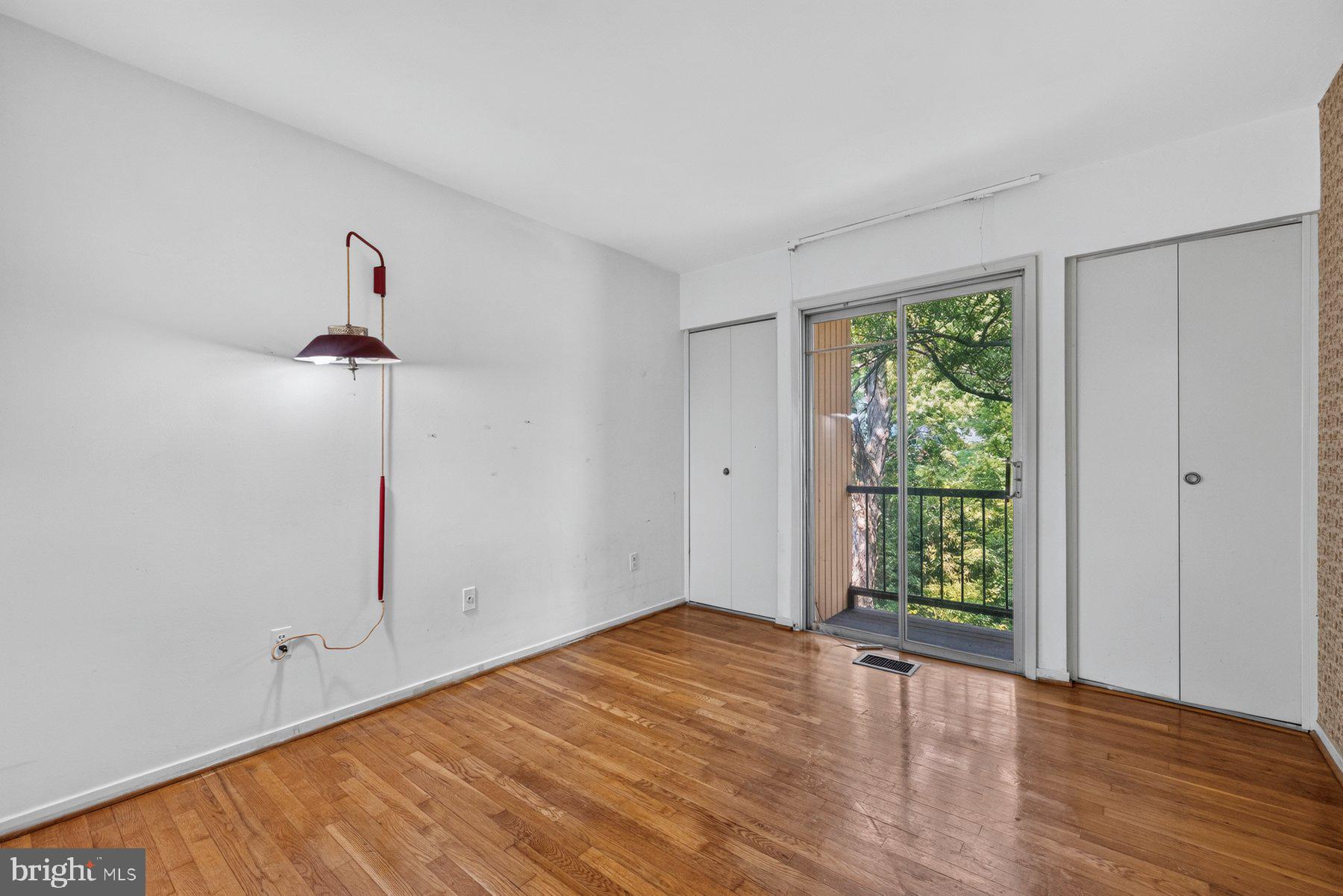 WILDE LAKE - Residential