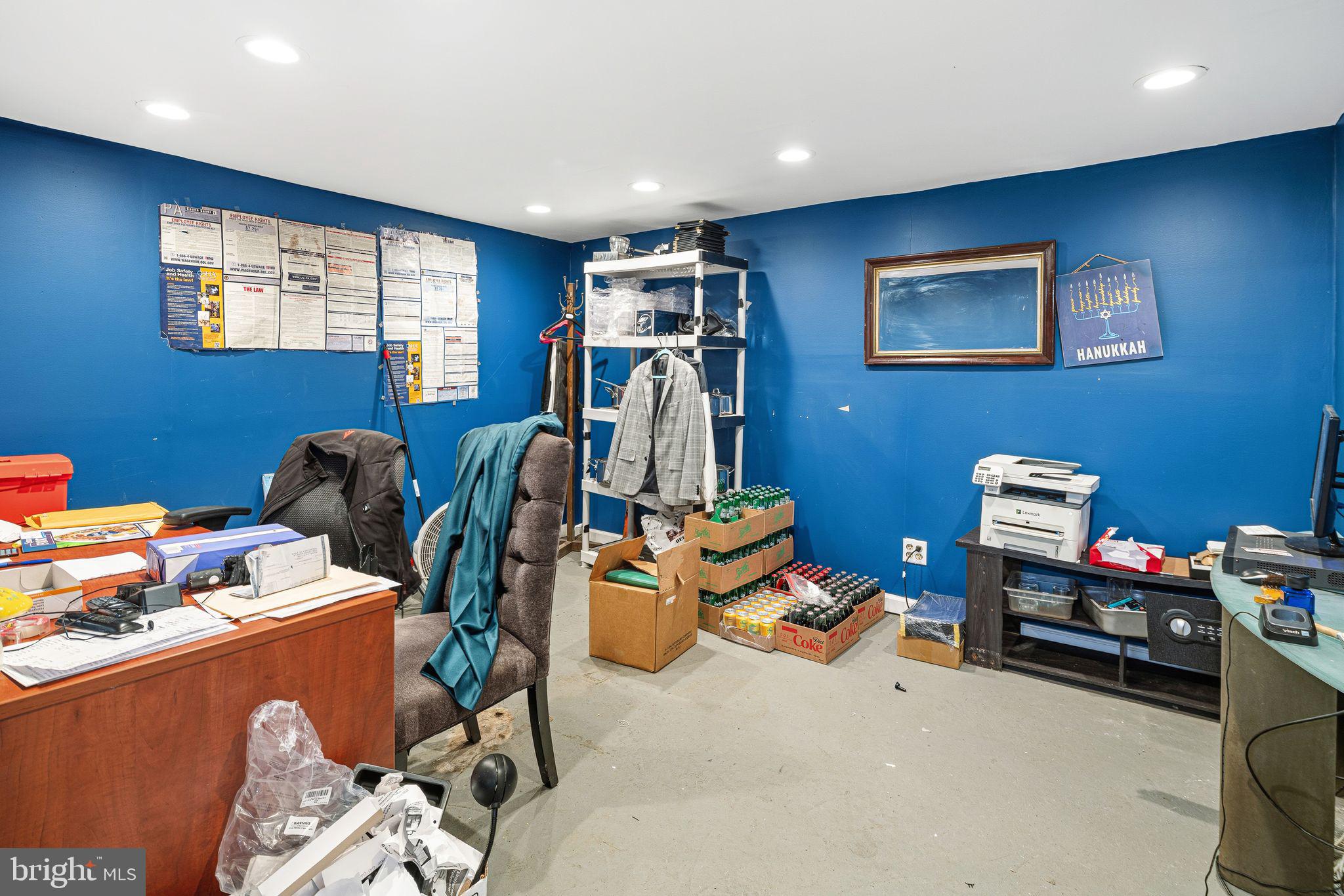 BELMONT HILLS - Commercial Sale
