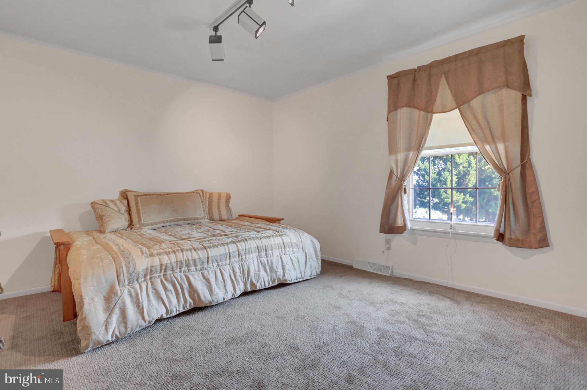 FRANLYN - Residential