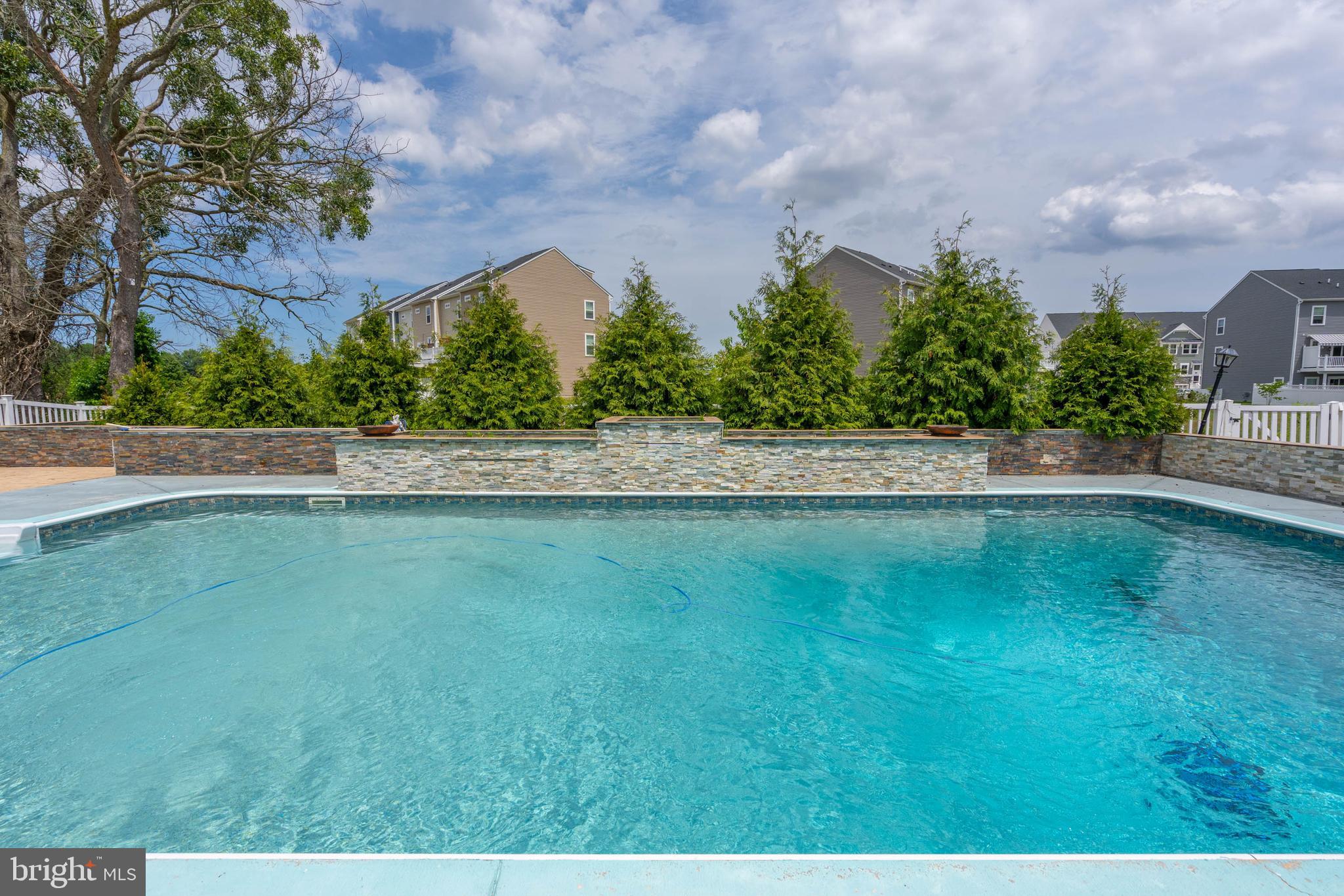 MEADOW DRIVE I AND II - Residential
