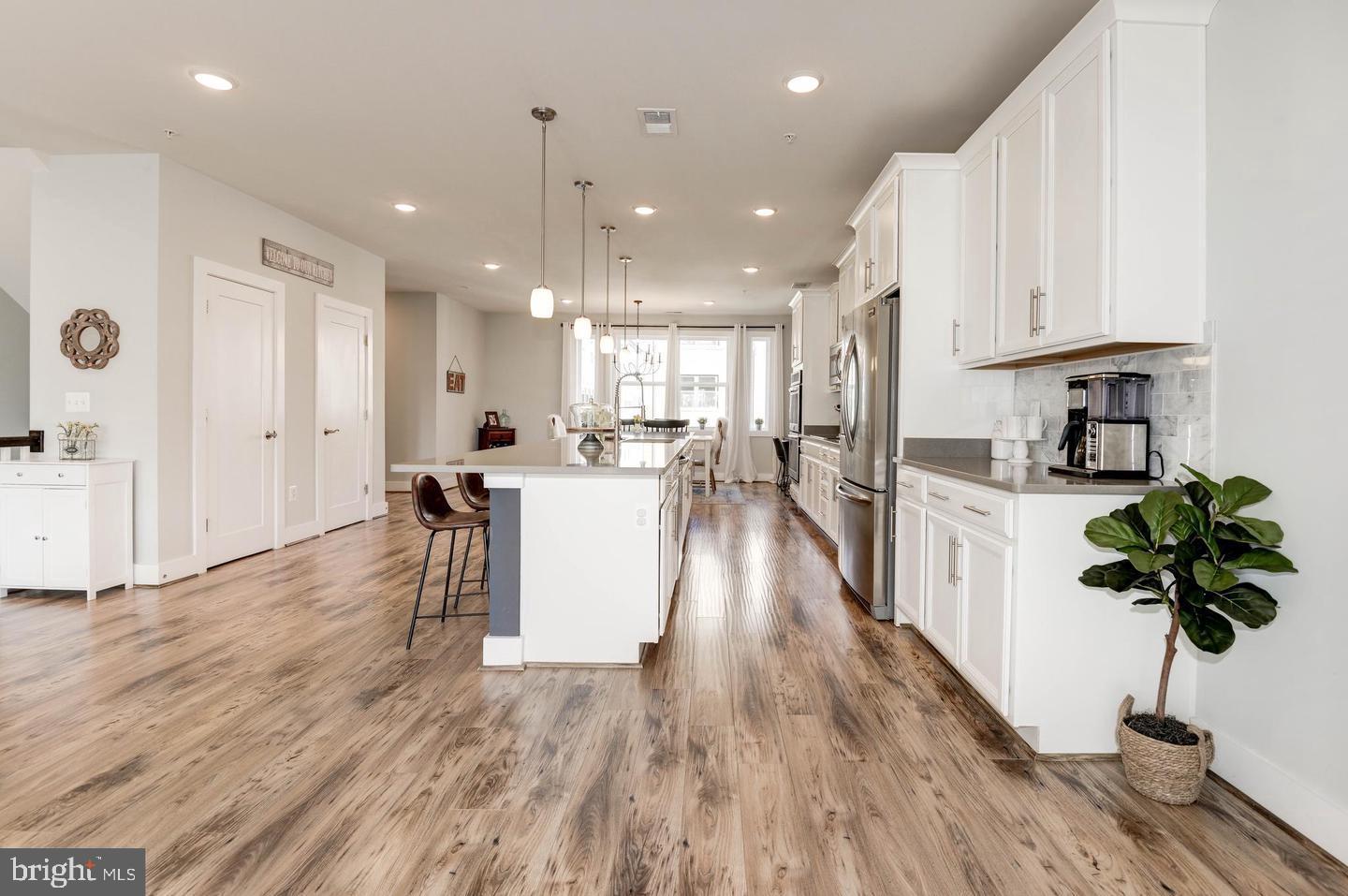 ONE LOUDOUN - Residential Lease