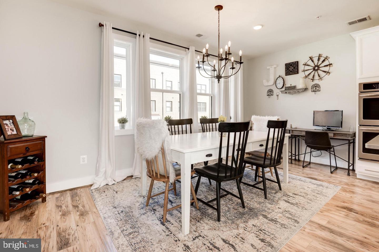ONE LOUDOUN - Residential Lease