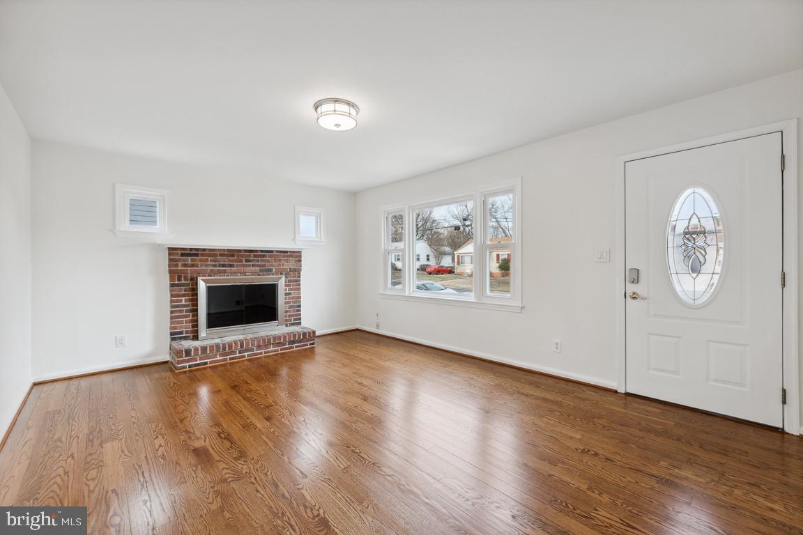 MAPLE HILL - Residential