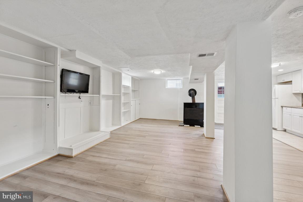 MAPLE HILL - Residential