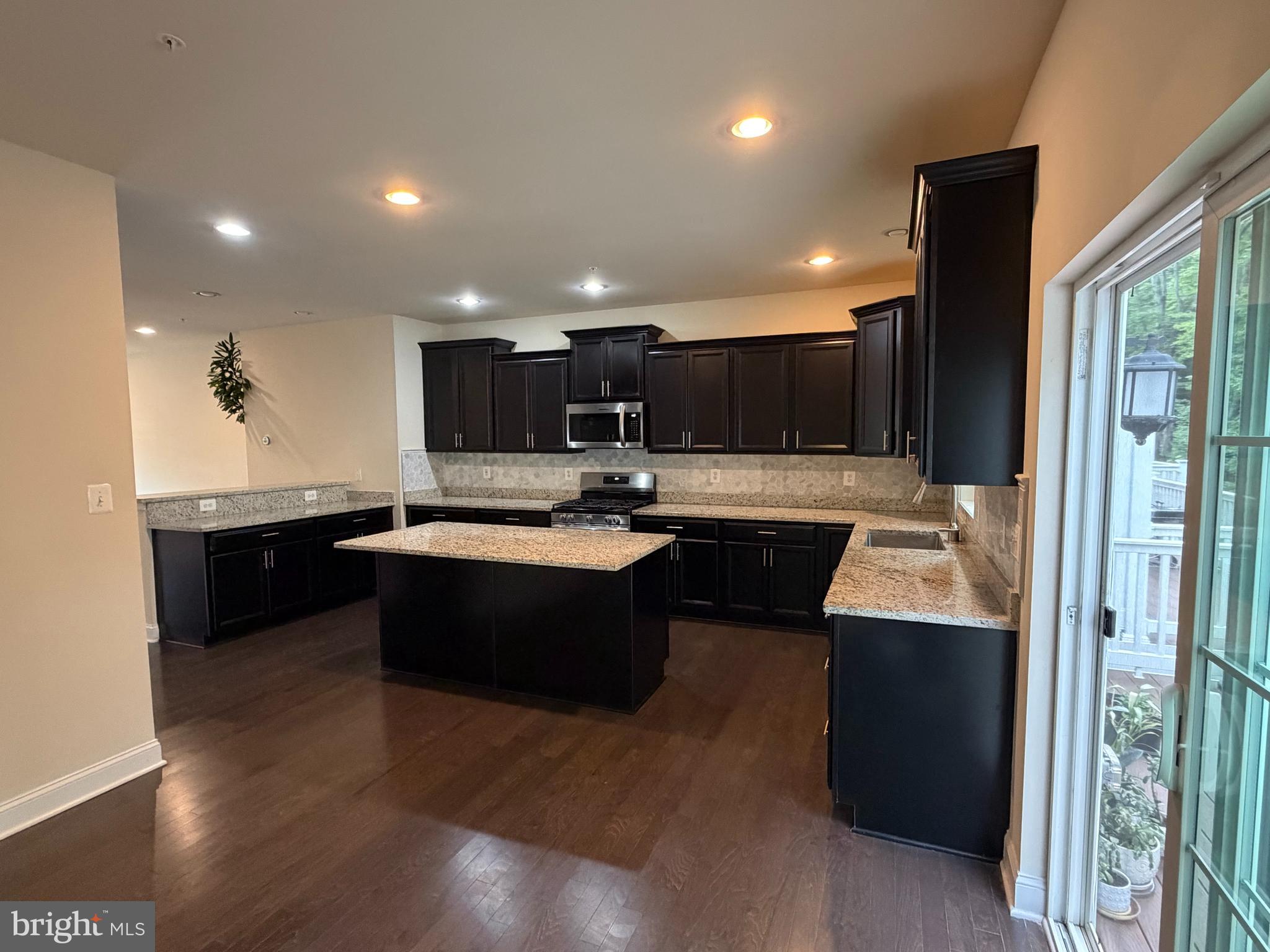 SPRING CREEK - Residential