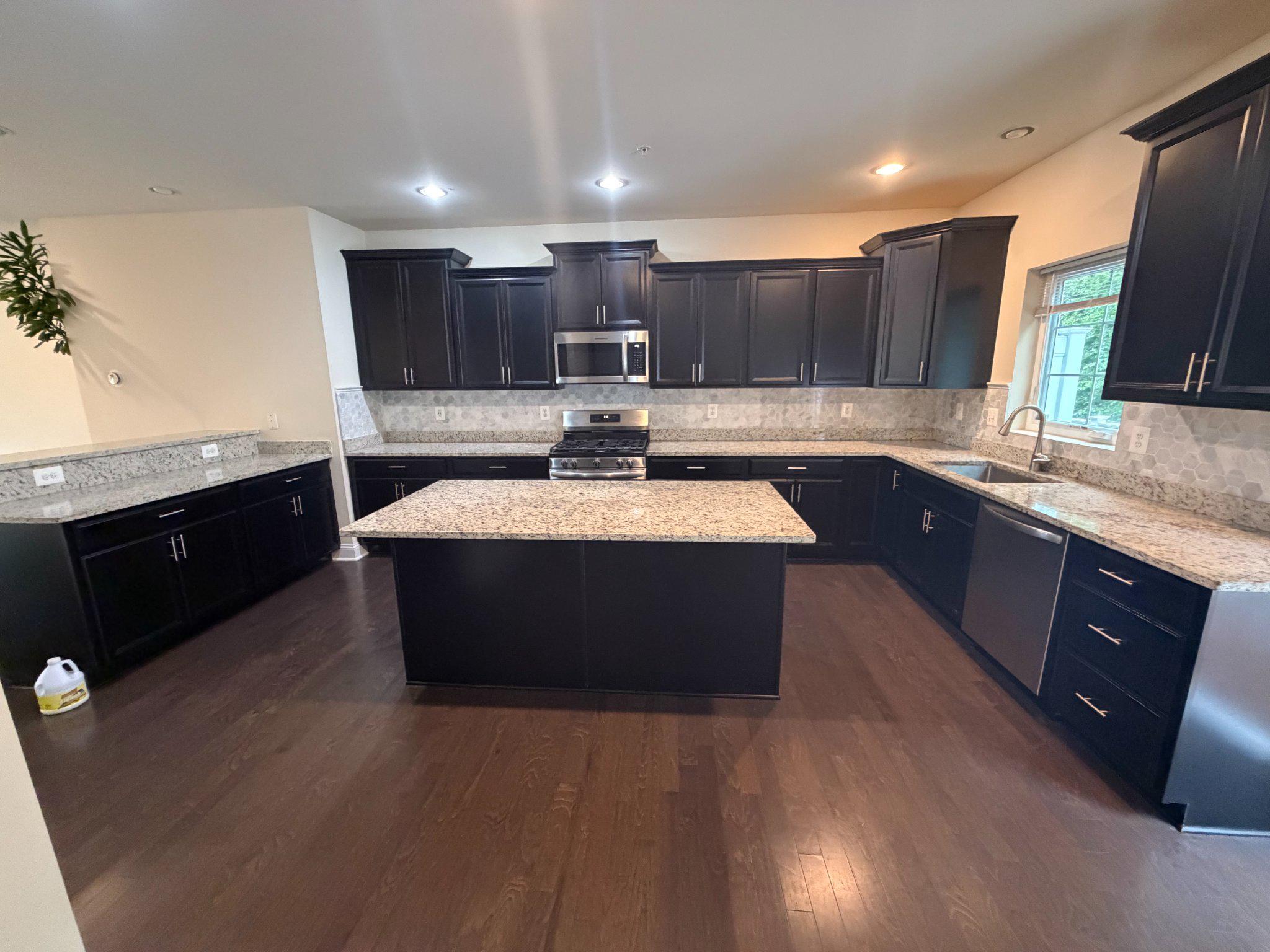 SPRING CREEK - Residential