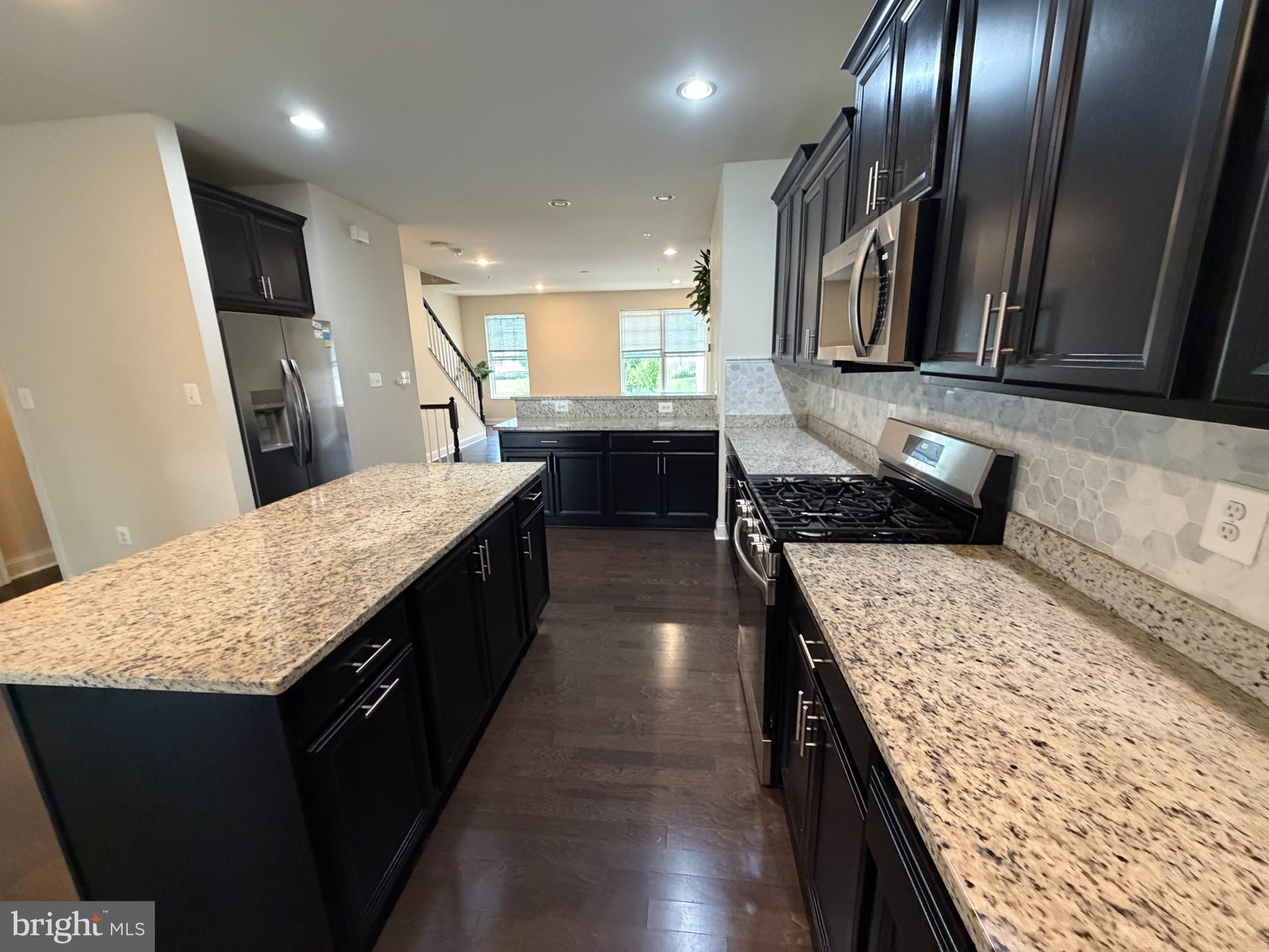 SPRING CREEK - Residential