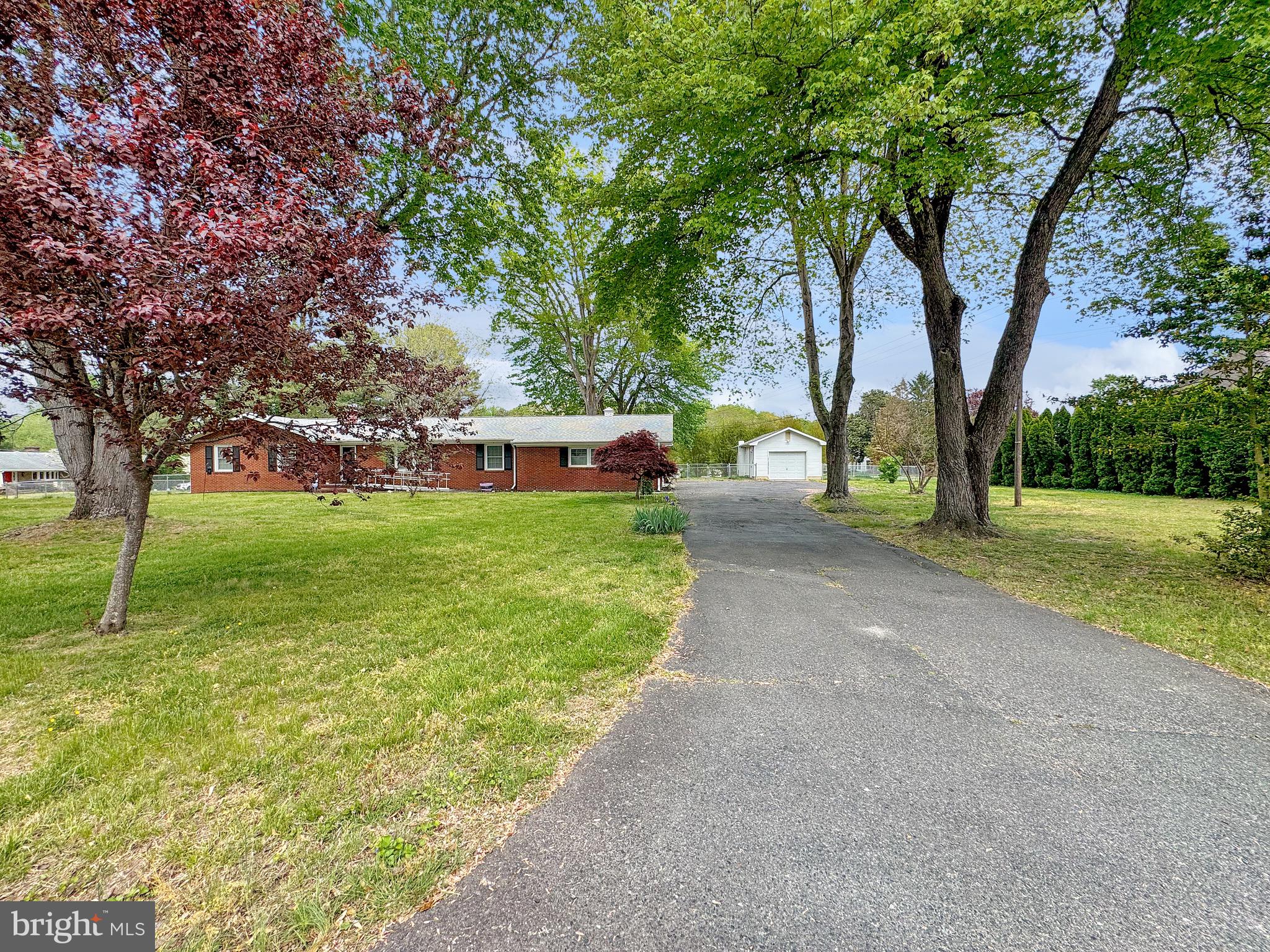 EDEN ESTATES - Residential