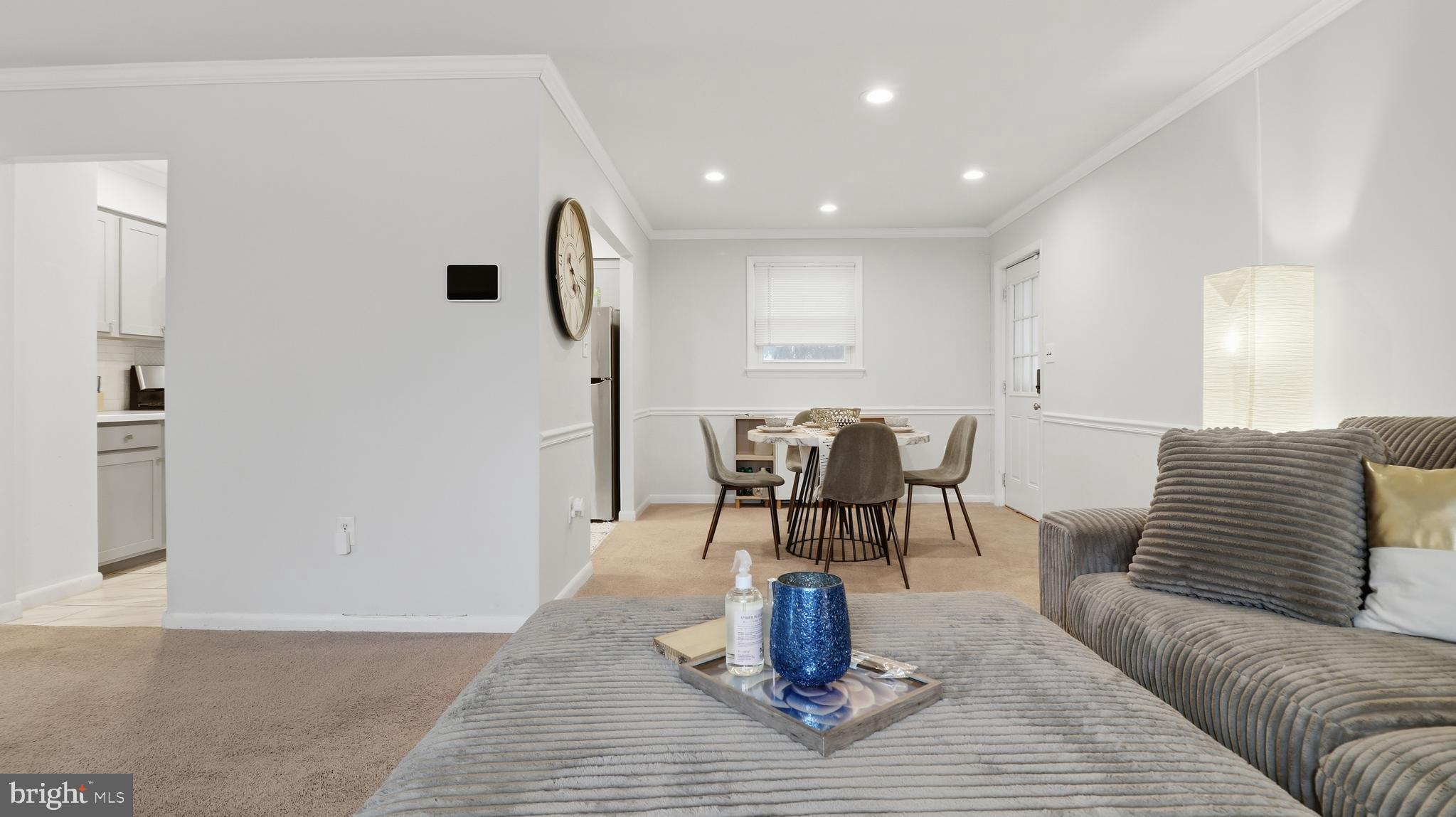 CLINTON - Residential