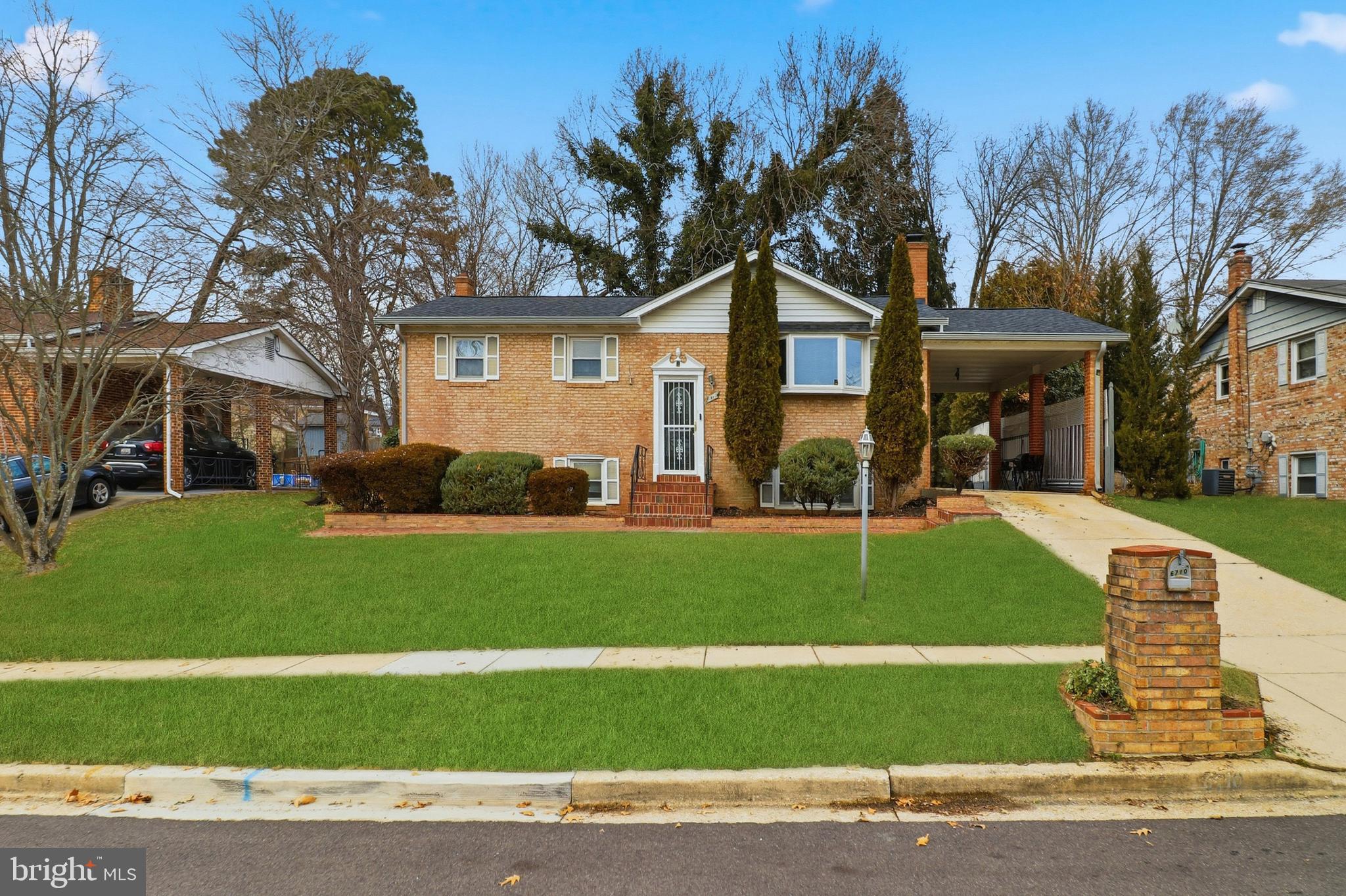 CLINTON - Residential