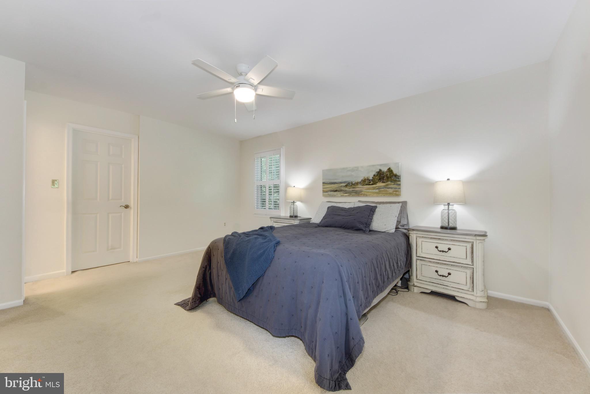 ROCKVILLE ESTATES - Residential