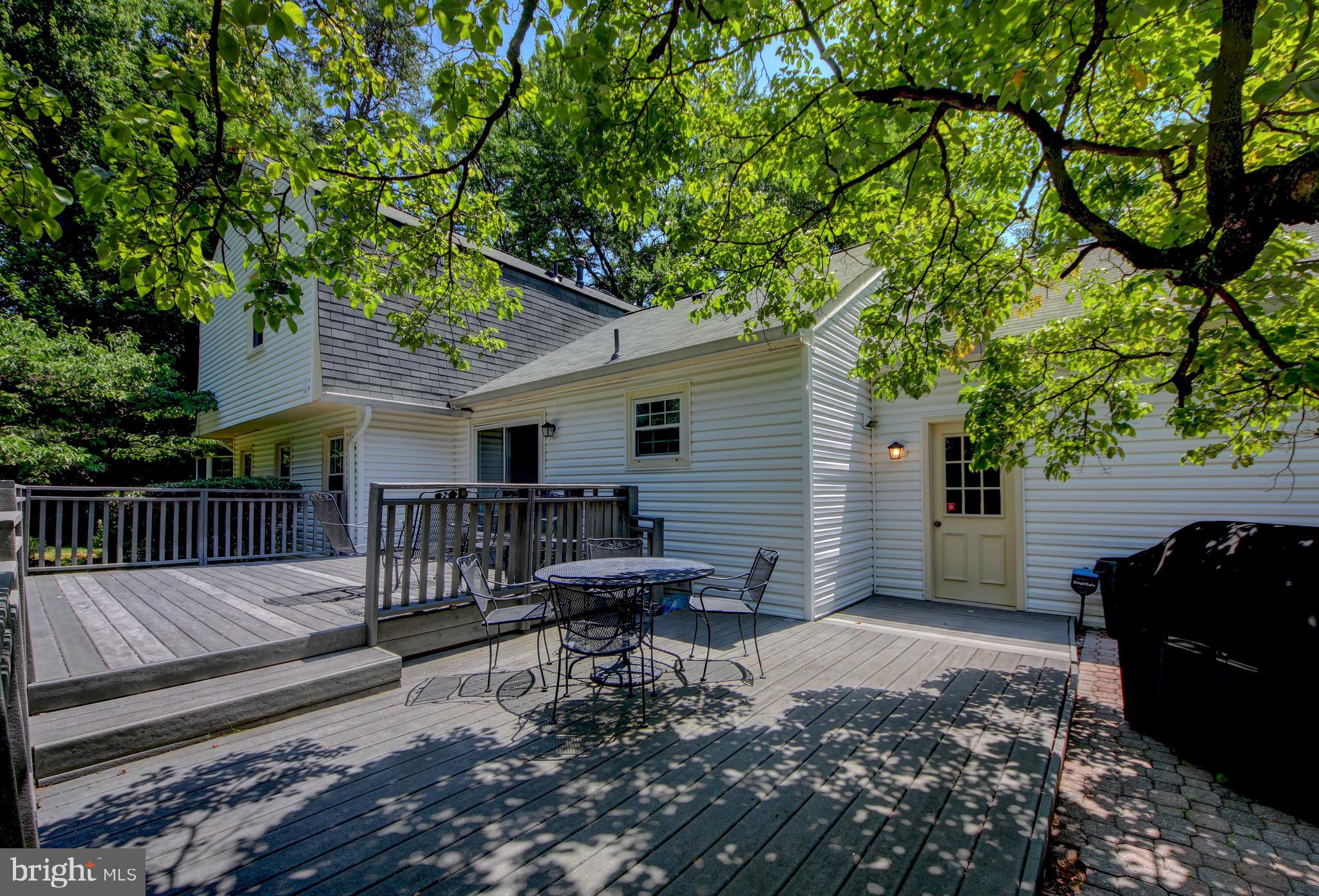 ROCKVILLE ESTATES - Residential
