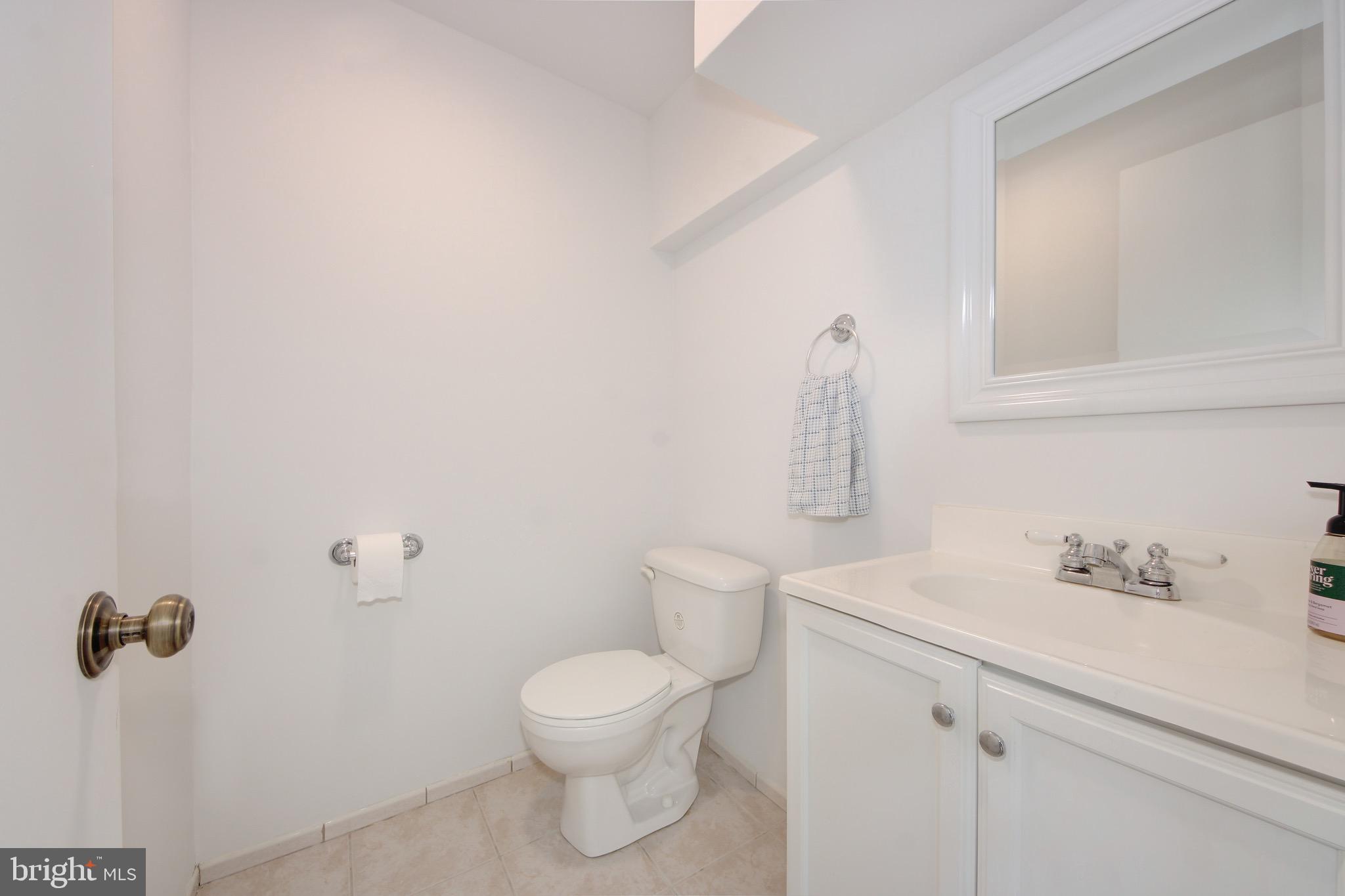 ROCKVILLE ESTATES - Residential