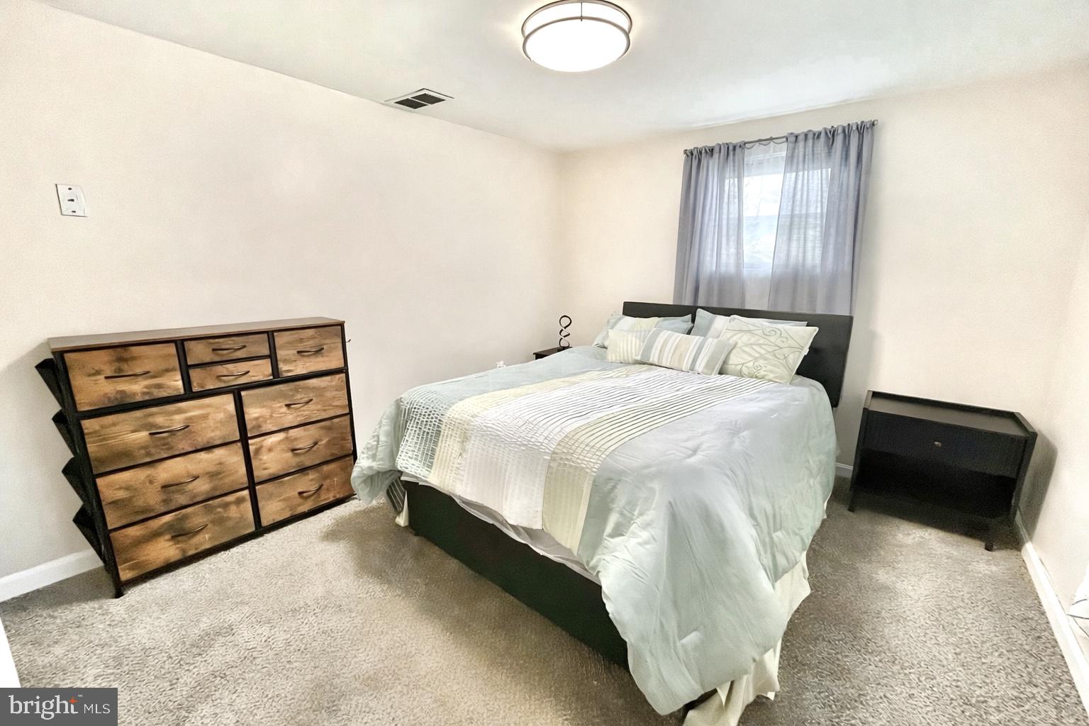 CAPITOL HEIGHTS - Residential Lease