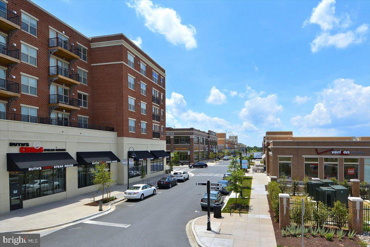 LAKELAND RIDGE - Residential