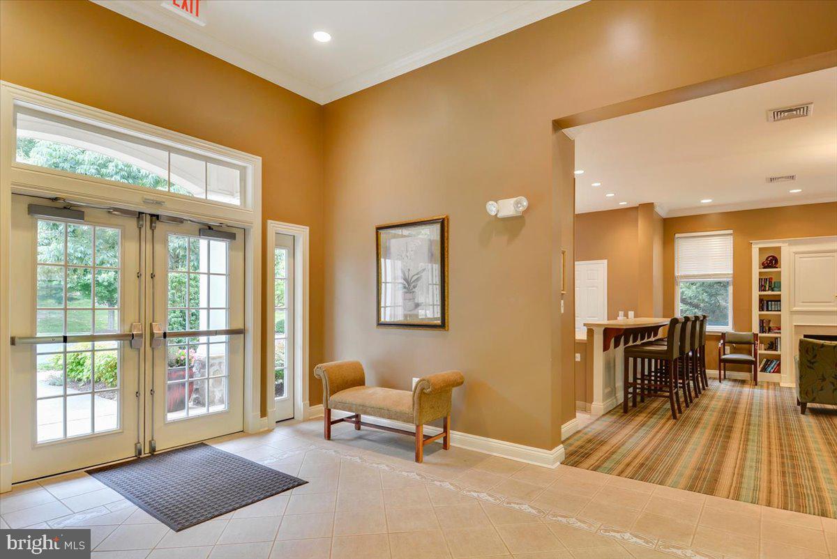 LAKELAND RIDGE - Residential