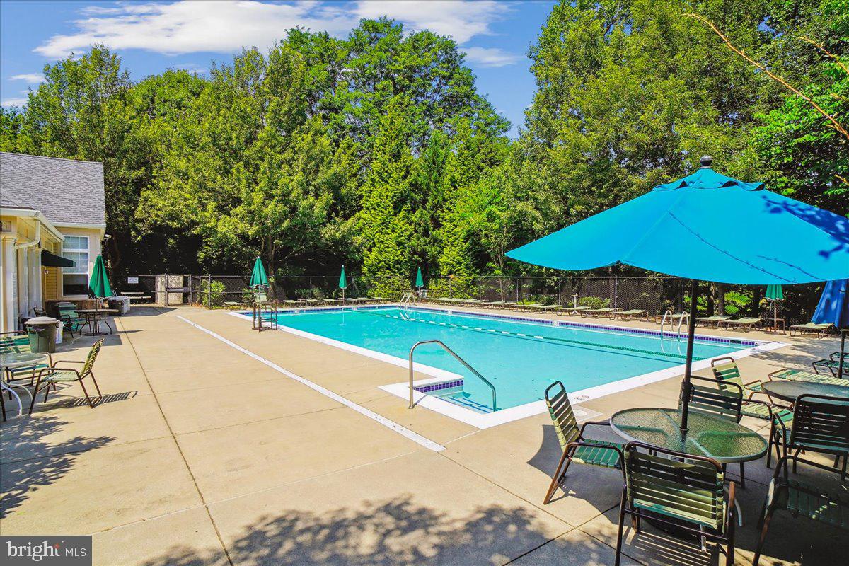 LAKELAND RIDGE - Residential