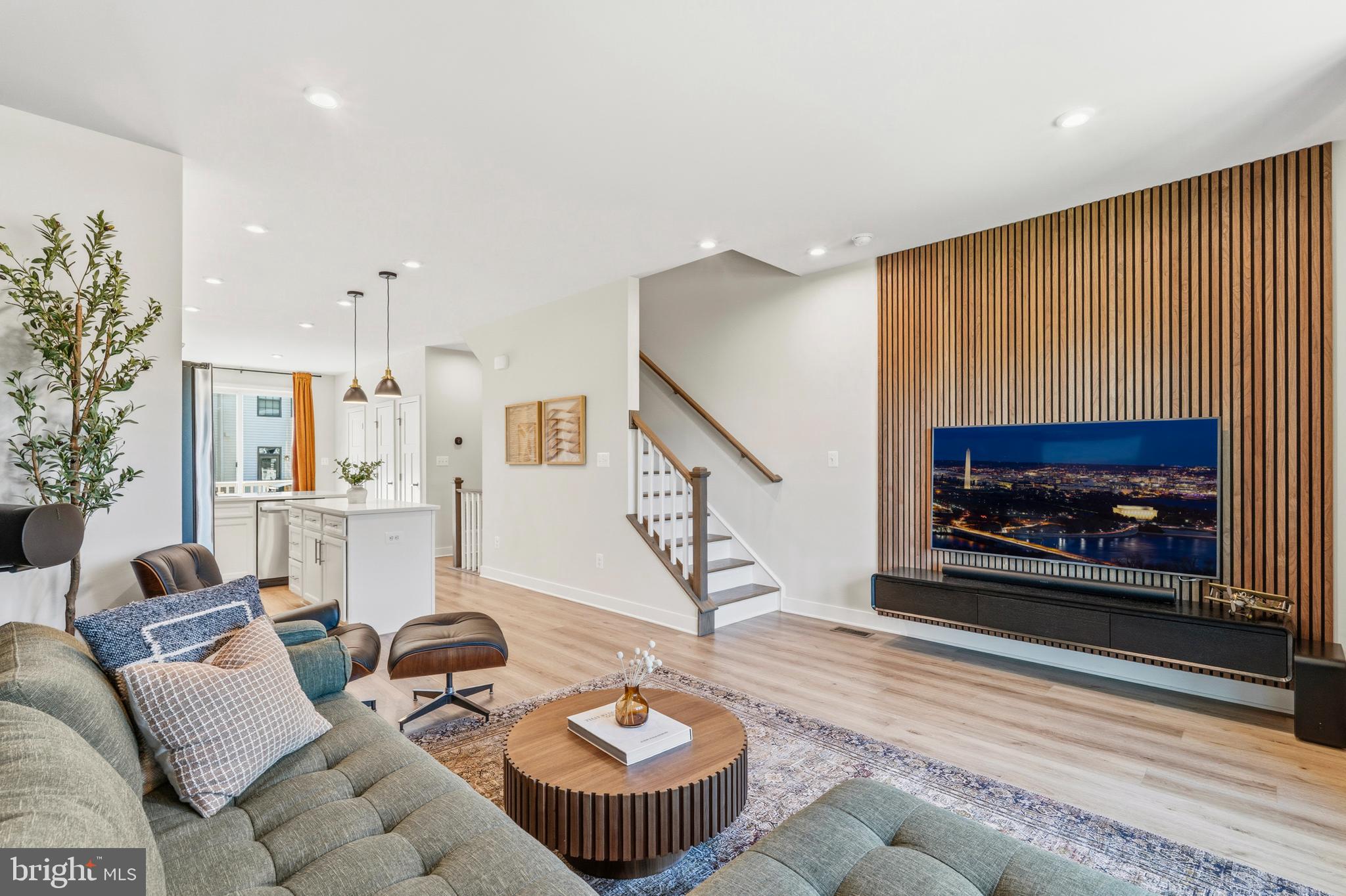 FOSTER'S GLEN - Residential