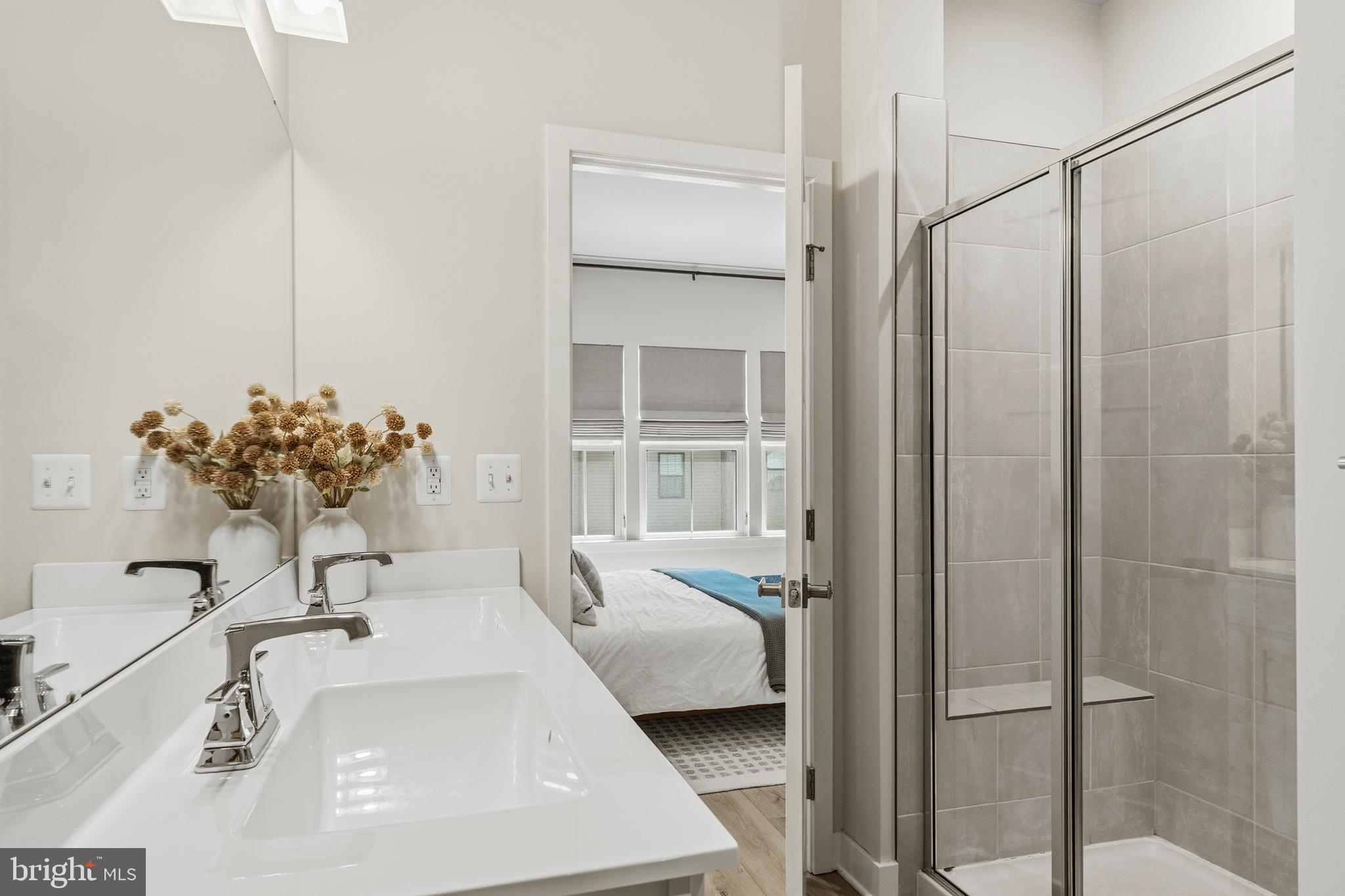FOSTER'S GLEN - Residential