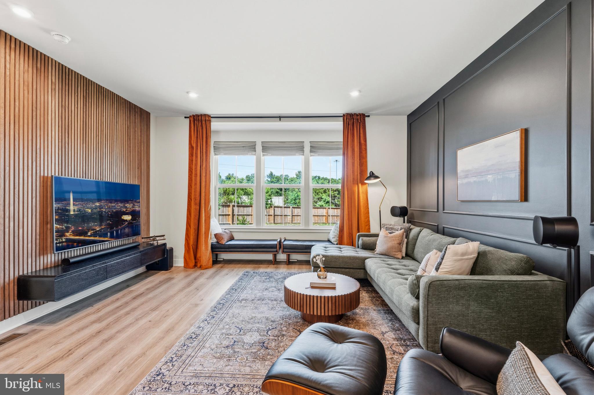 FOSTER'S GLEN - Residential