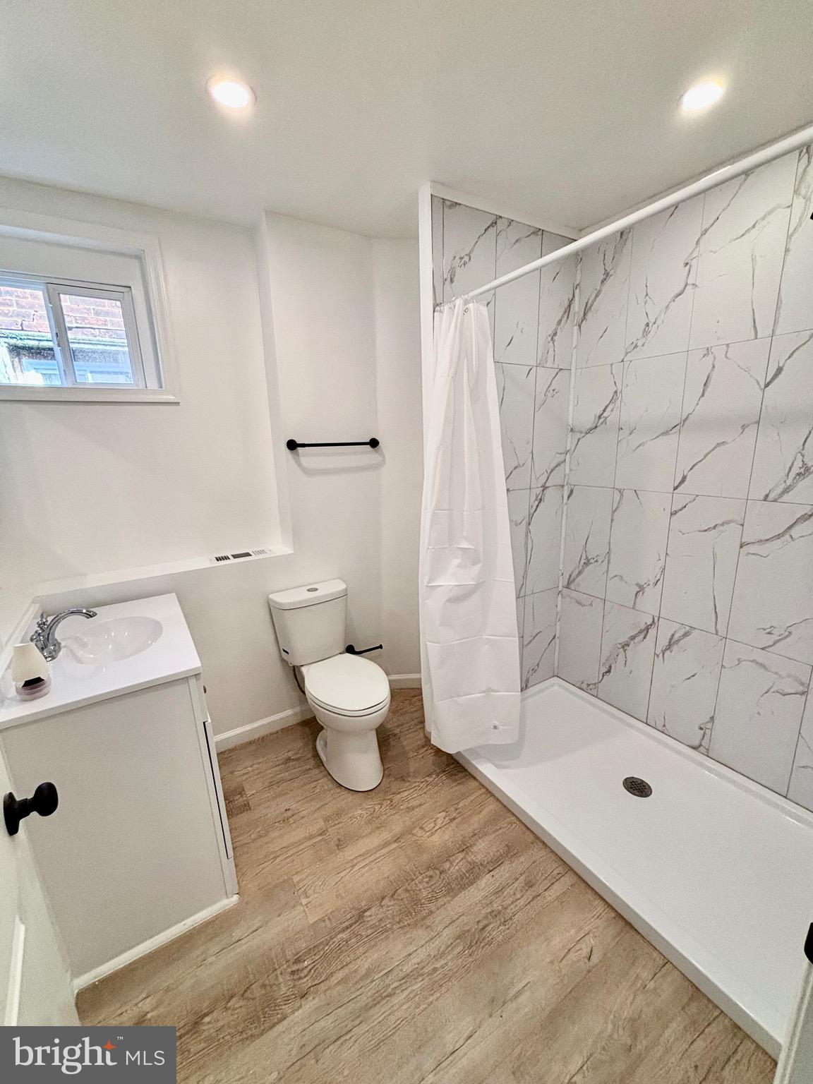 HARROWGATE - Residential