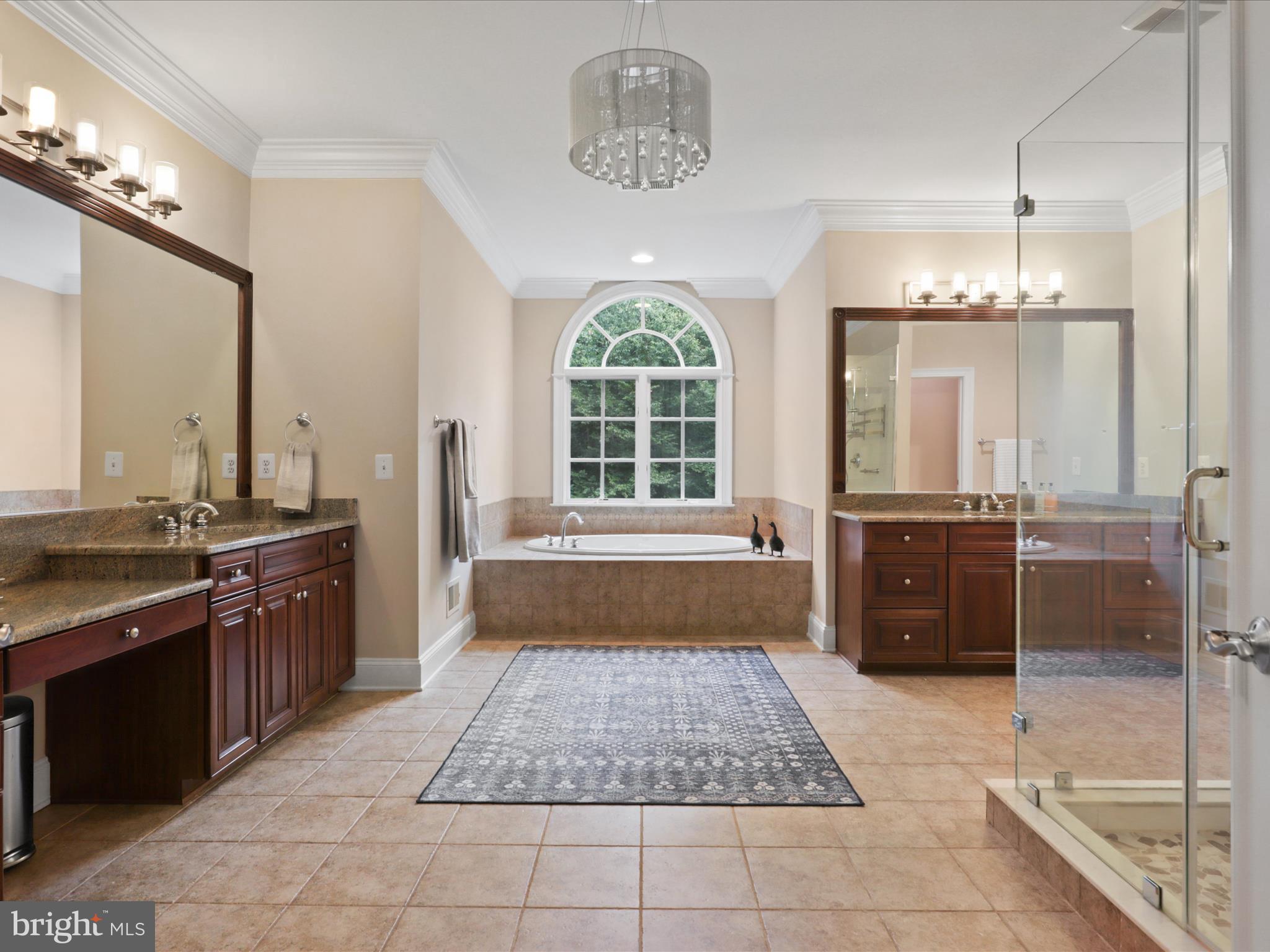 CLIFTON - Residential