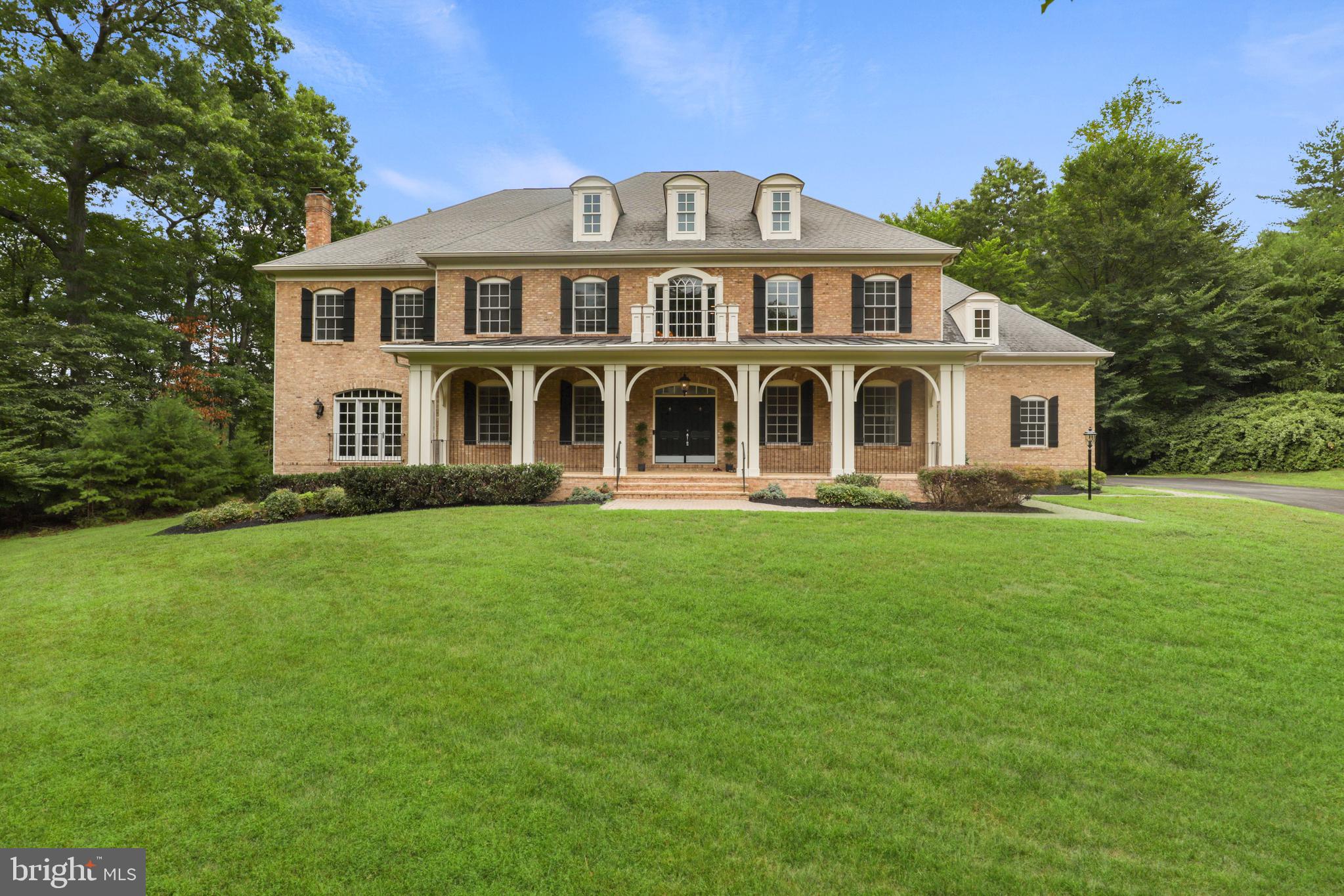 CLIFTON - Residential