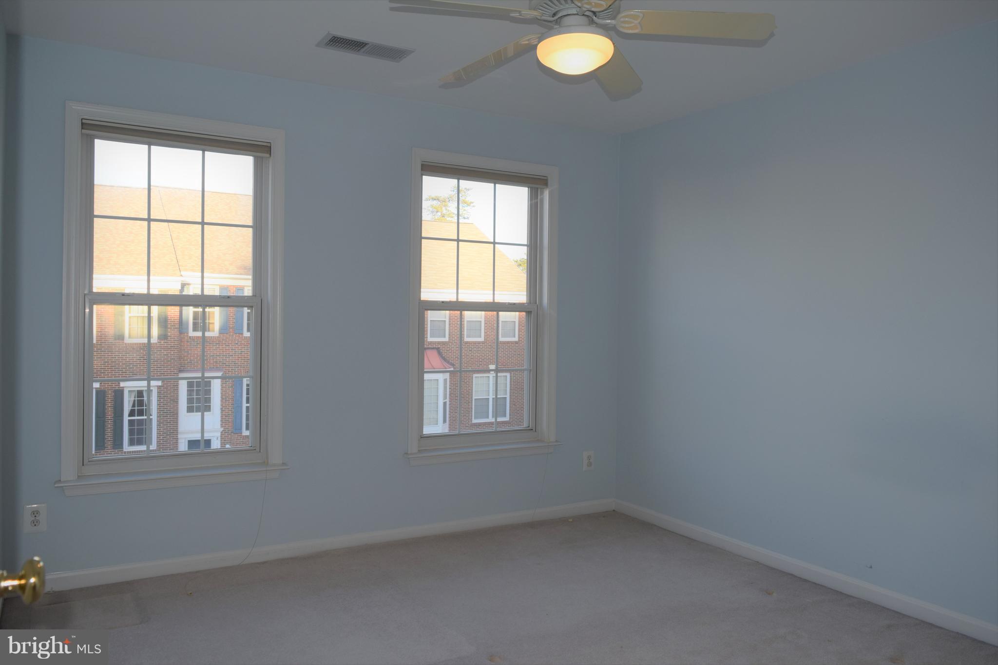 OAKMILL - Residential Lease
