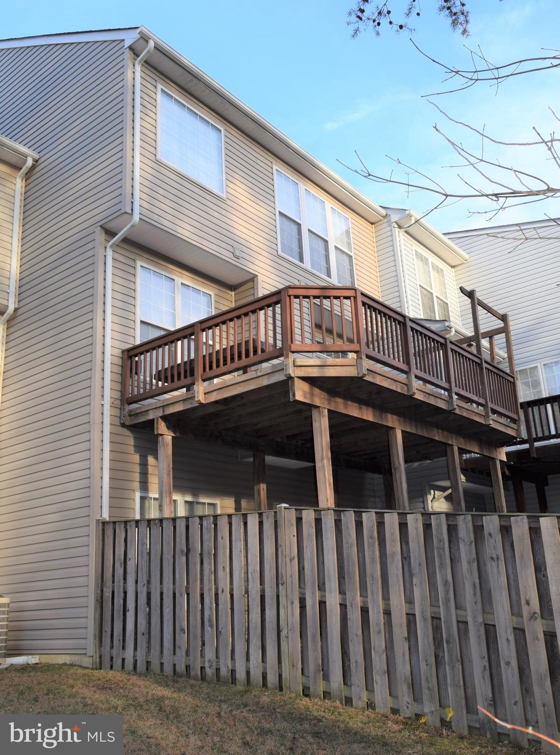OAKMILL - Residential Lease