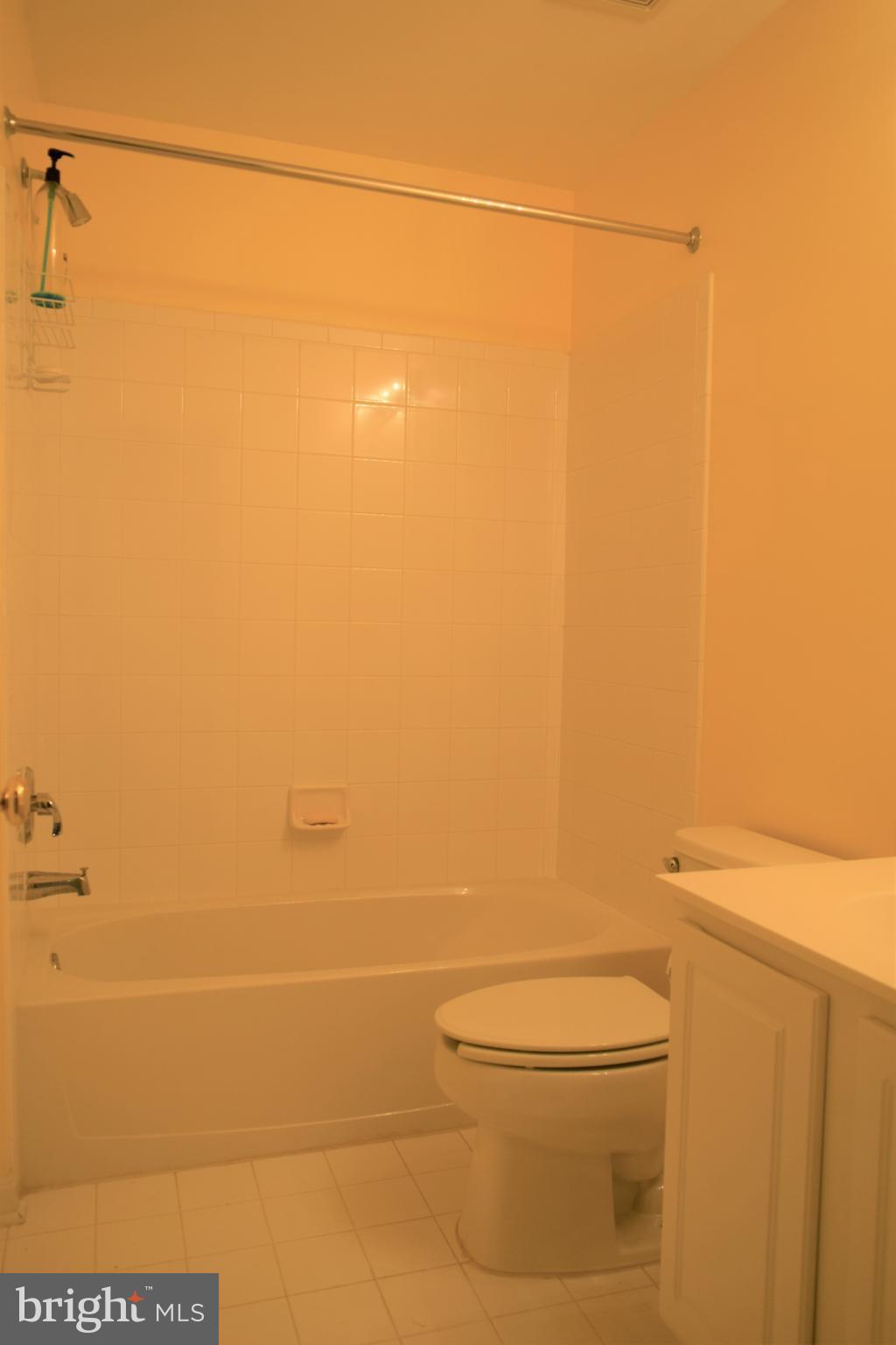 OAKMILL - Residential Lease