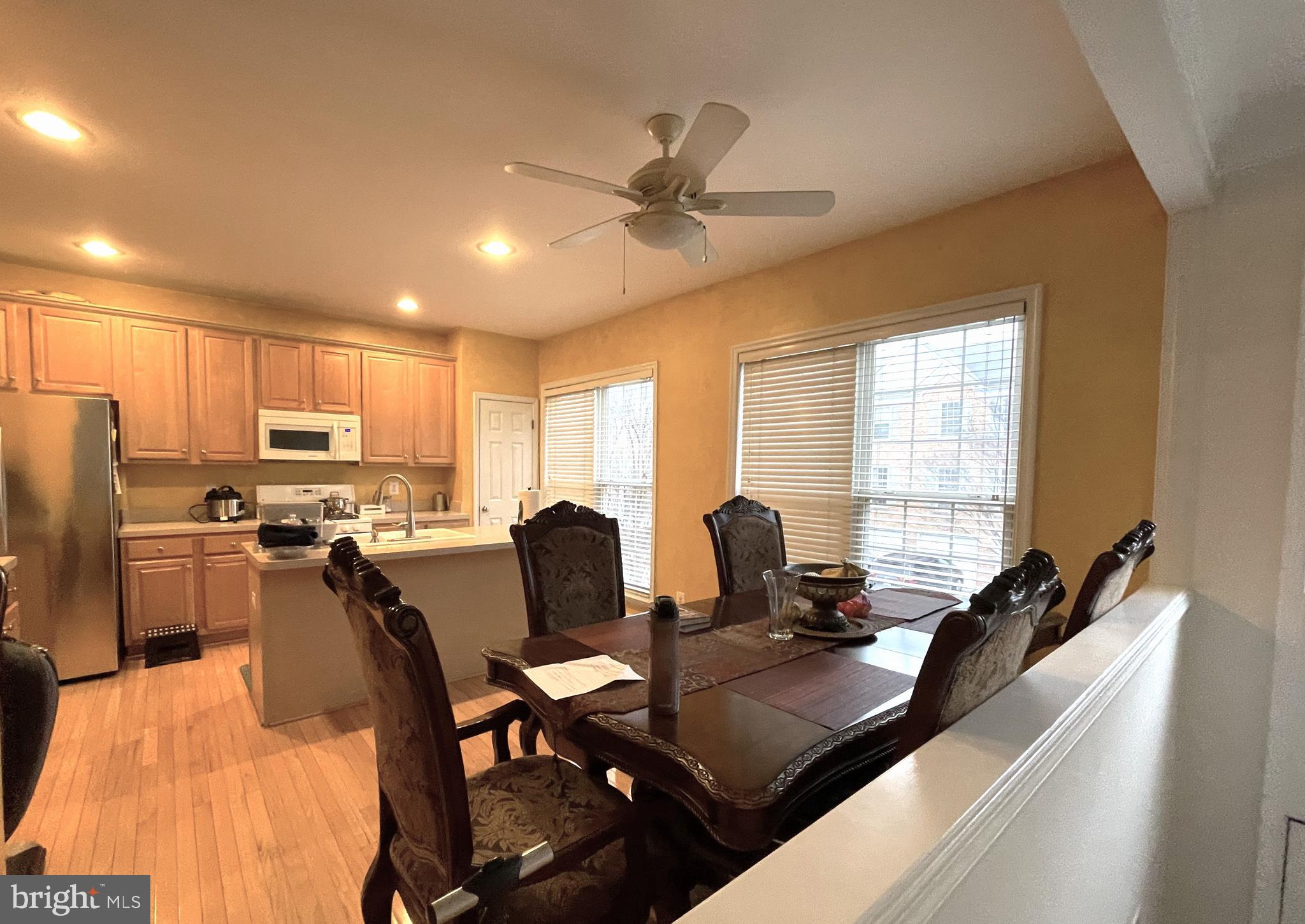 OAKMILL - Residential Lease
