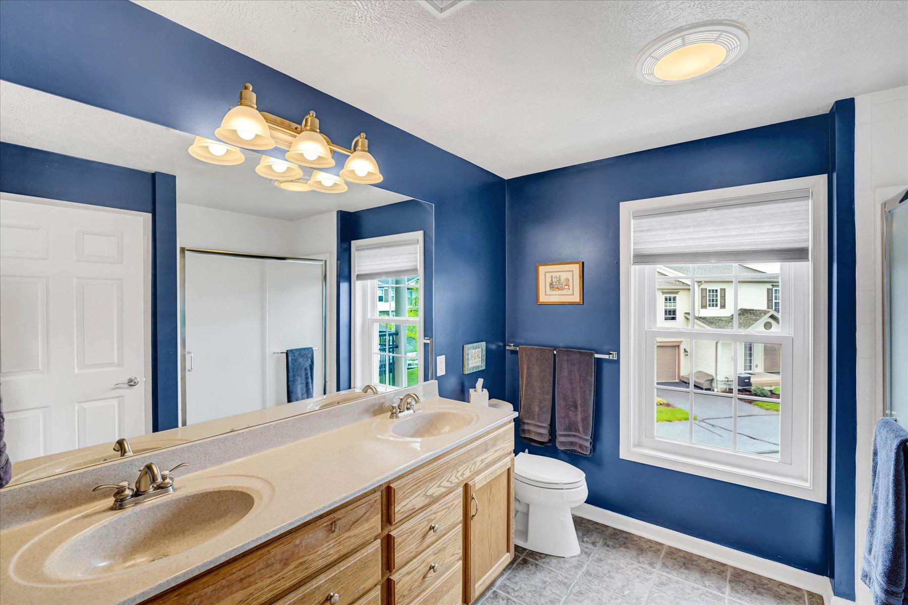 VILLAGE AT PENN STATE - HOMECOMING RIDGE II - Residential