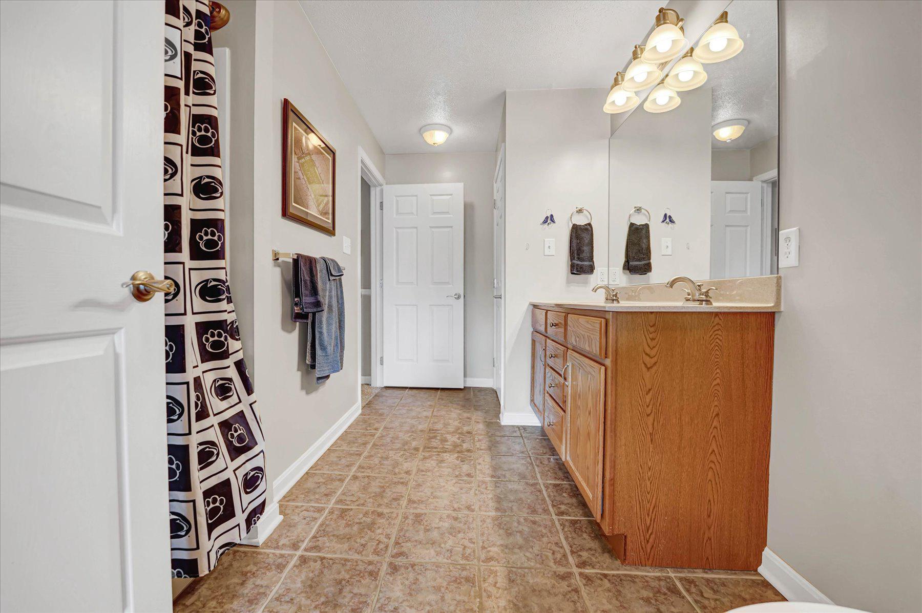 VILLAGE AT PENN STATE - HOMECOMING RIDGE II - Residential