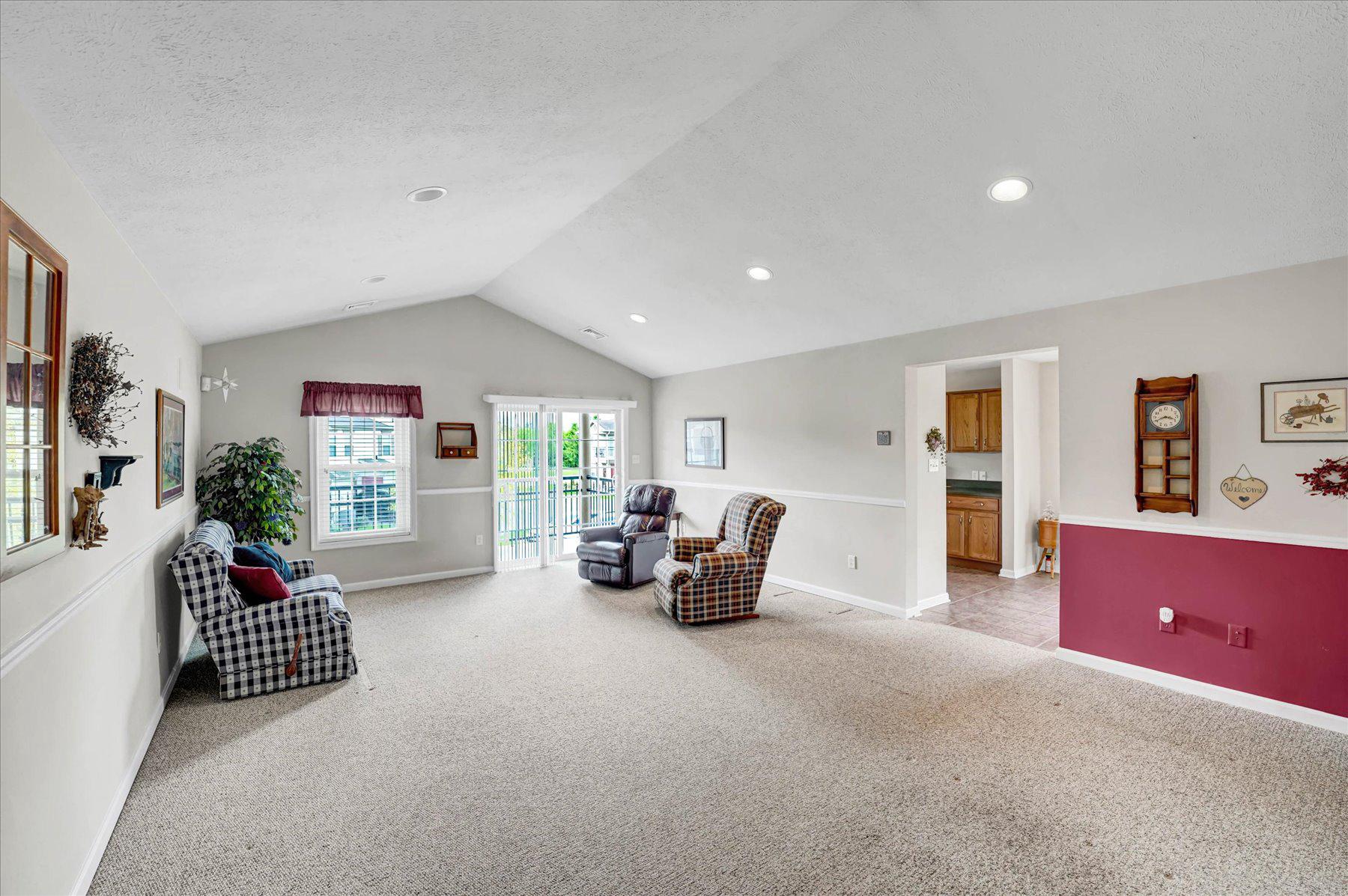 VILLAGE AT PENN STATE - HOMECOMING RIDGE II - Residential