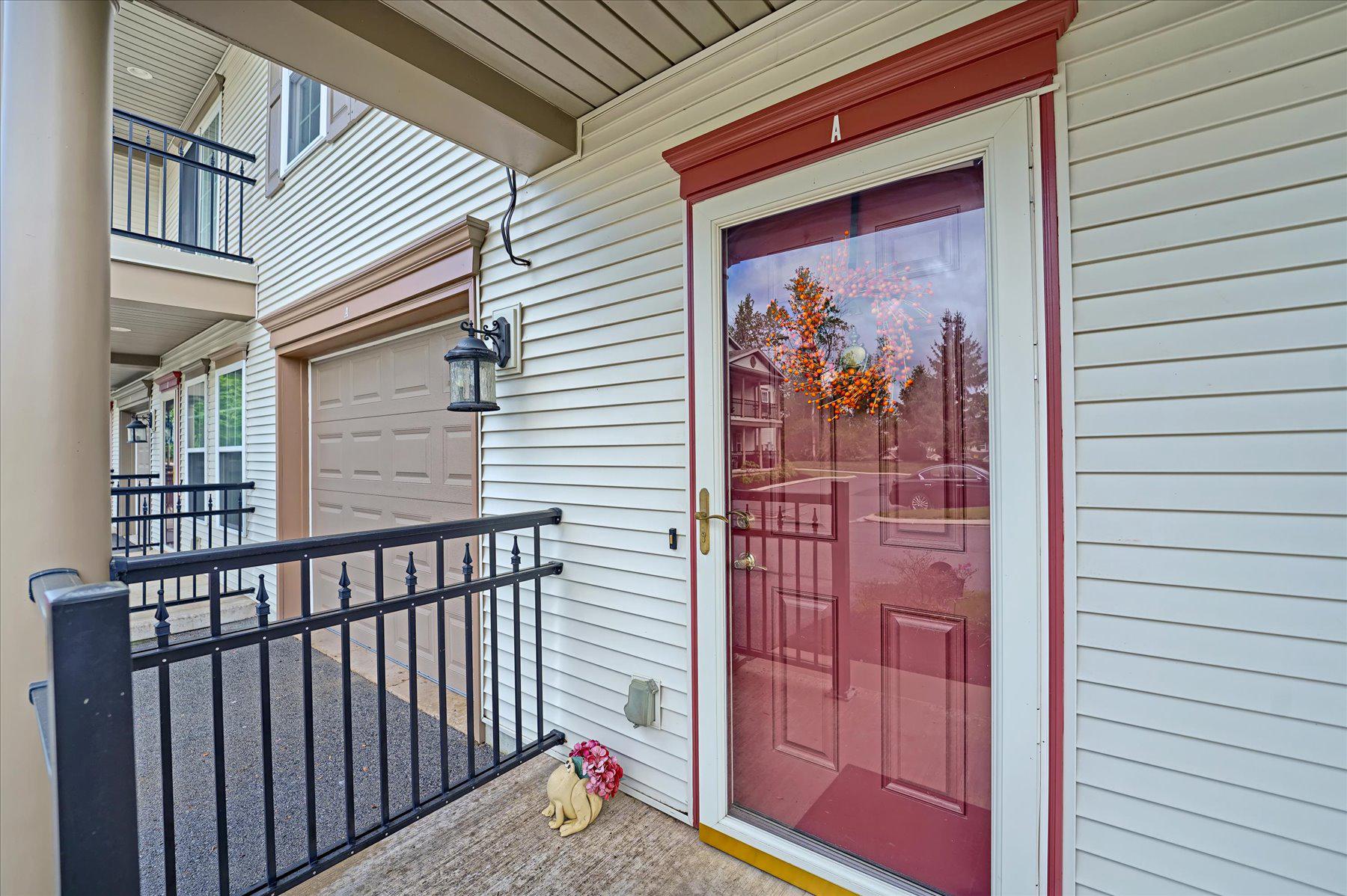 VILLAGE AT PENN STATE - HOMECOMING RIDGE II - Residential