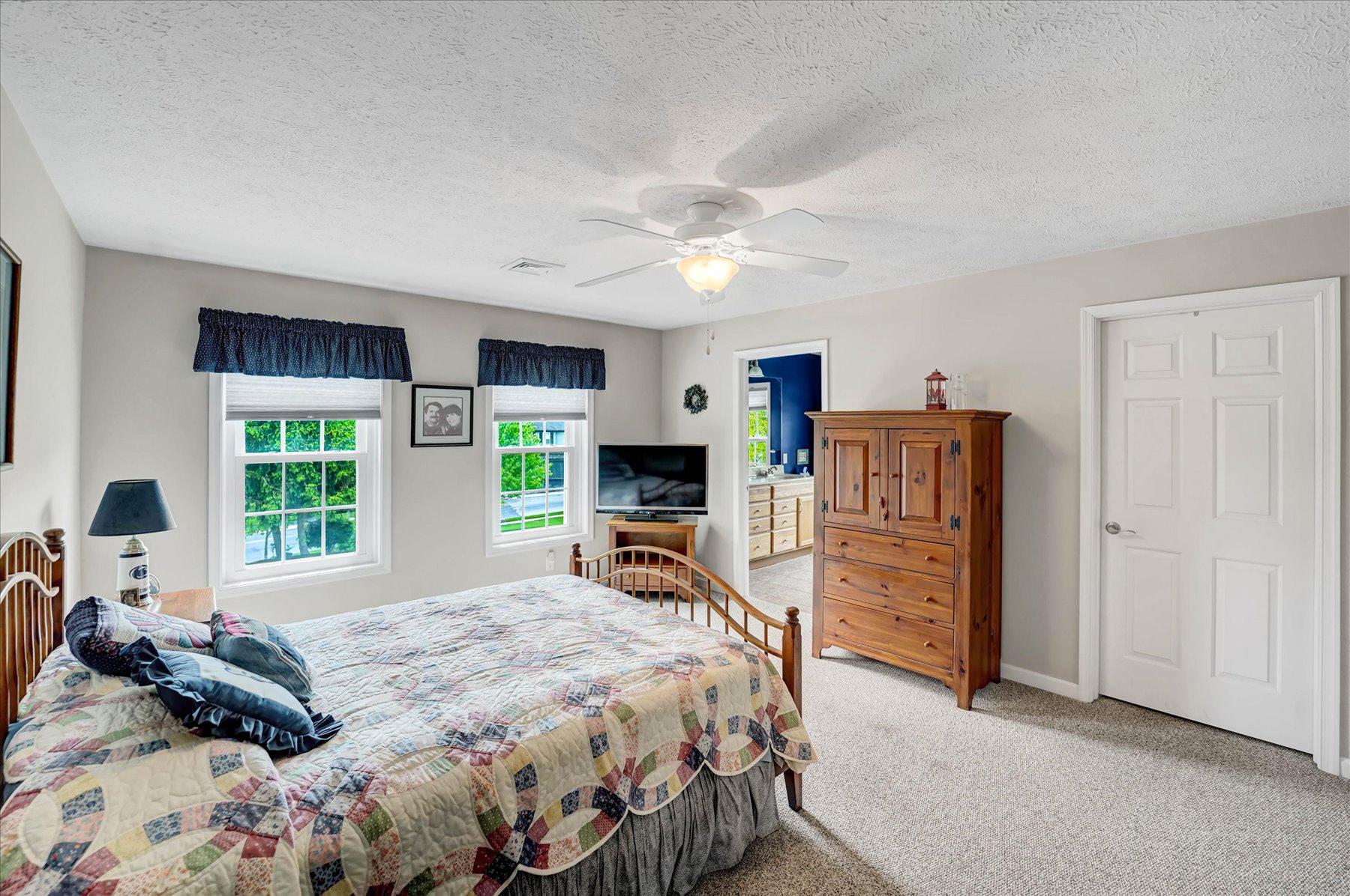 VILLAGE AT PENN STATE - HOMECOMING RIDGE II - Residential