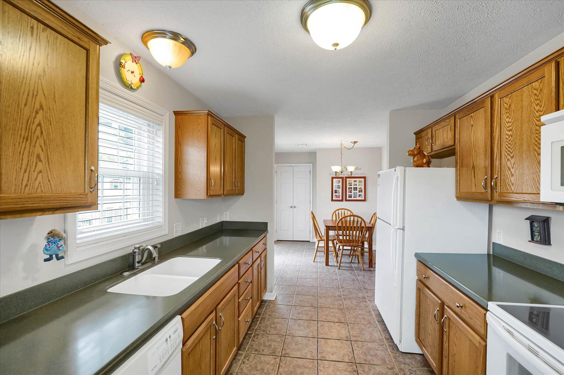VILLAGE AT PENN STATE - HOMECOMING RIDGE II - Residential