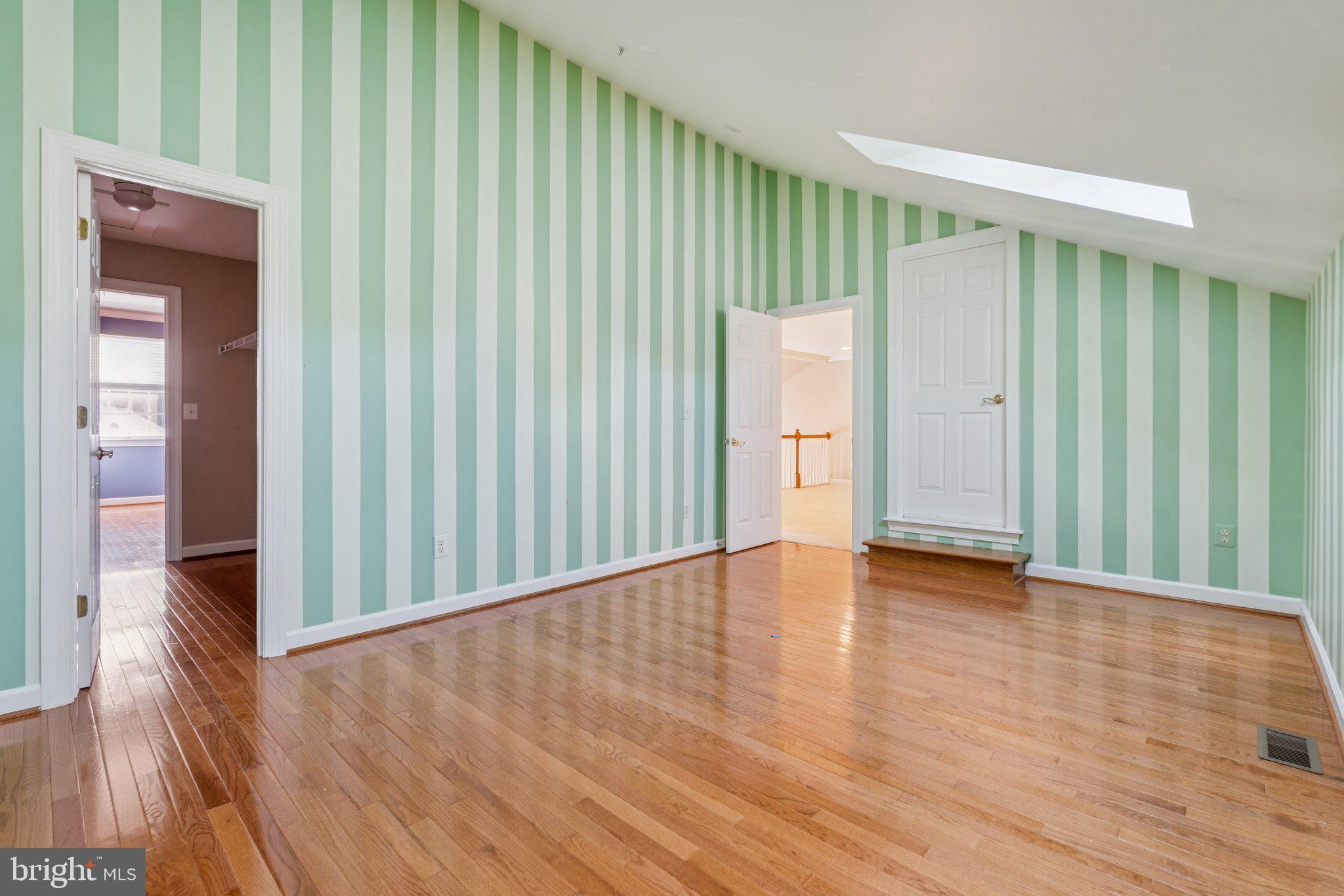 BARRINGTON - Residential