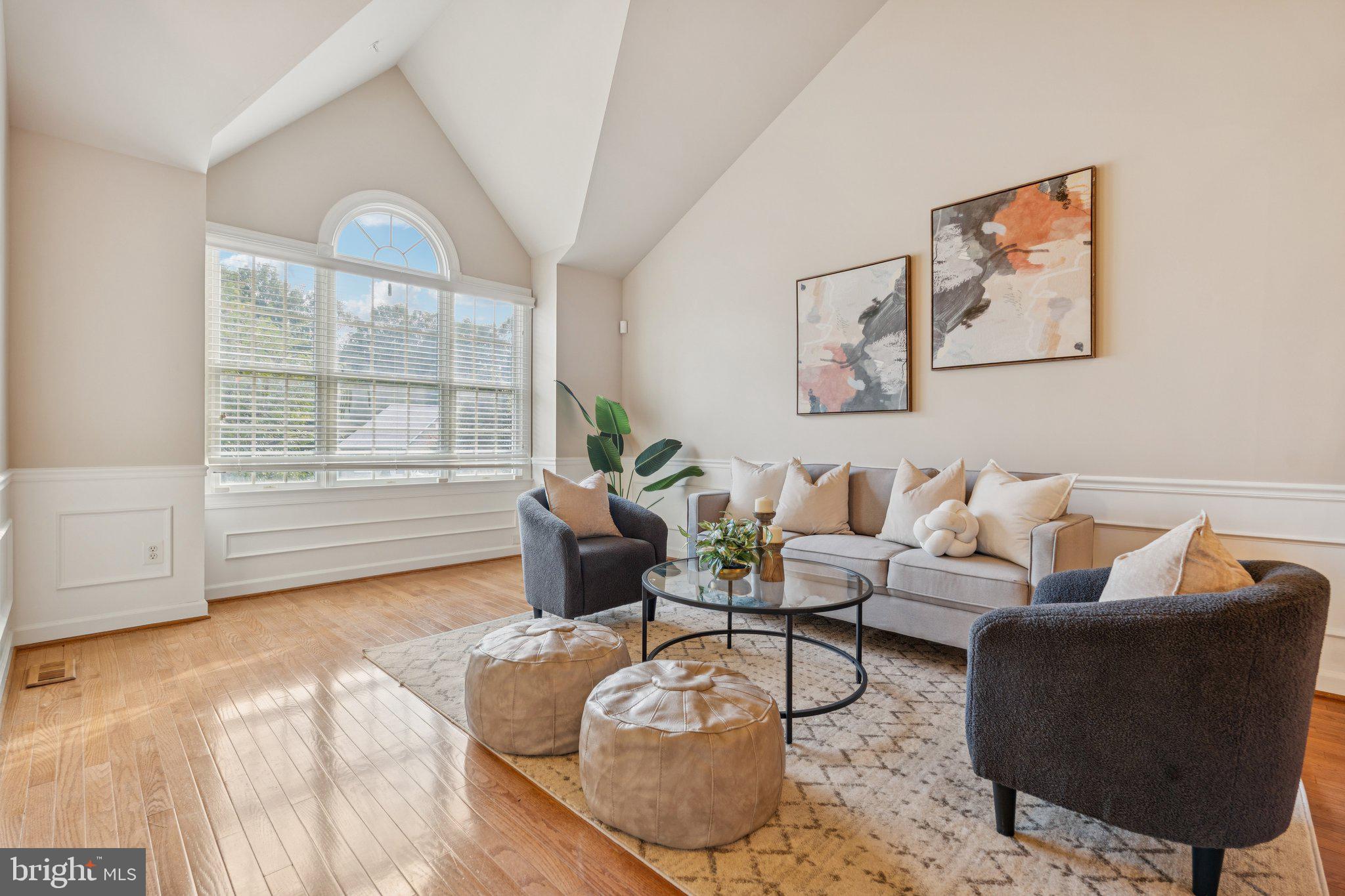 BARRINGTON - Residential
