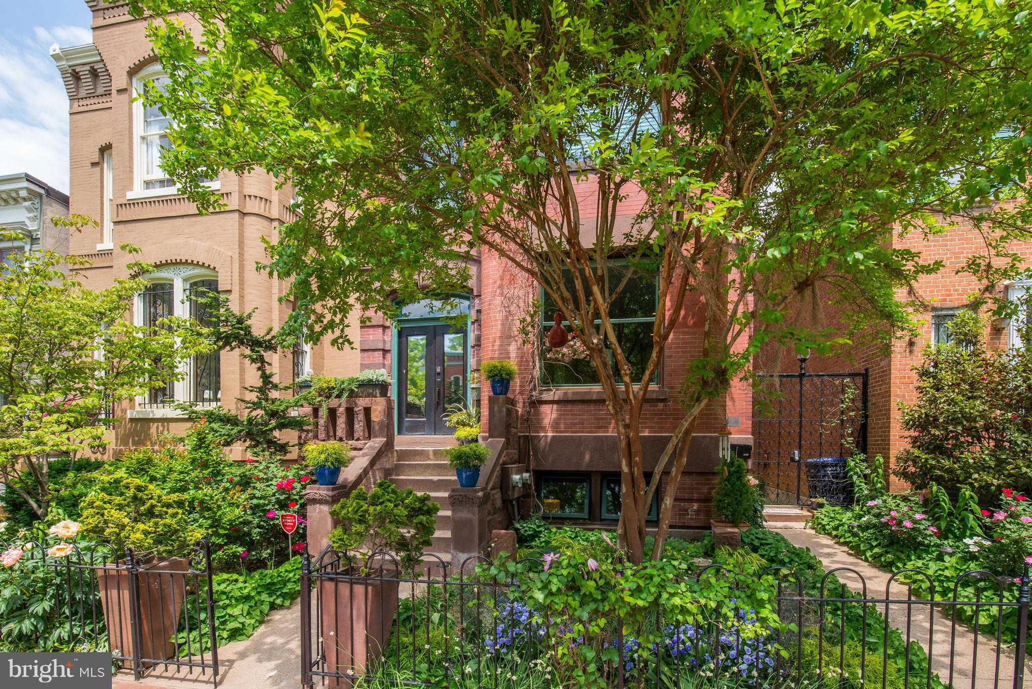 CAPITOL HILL - Residential