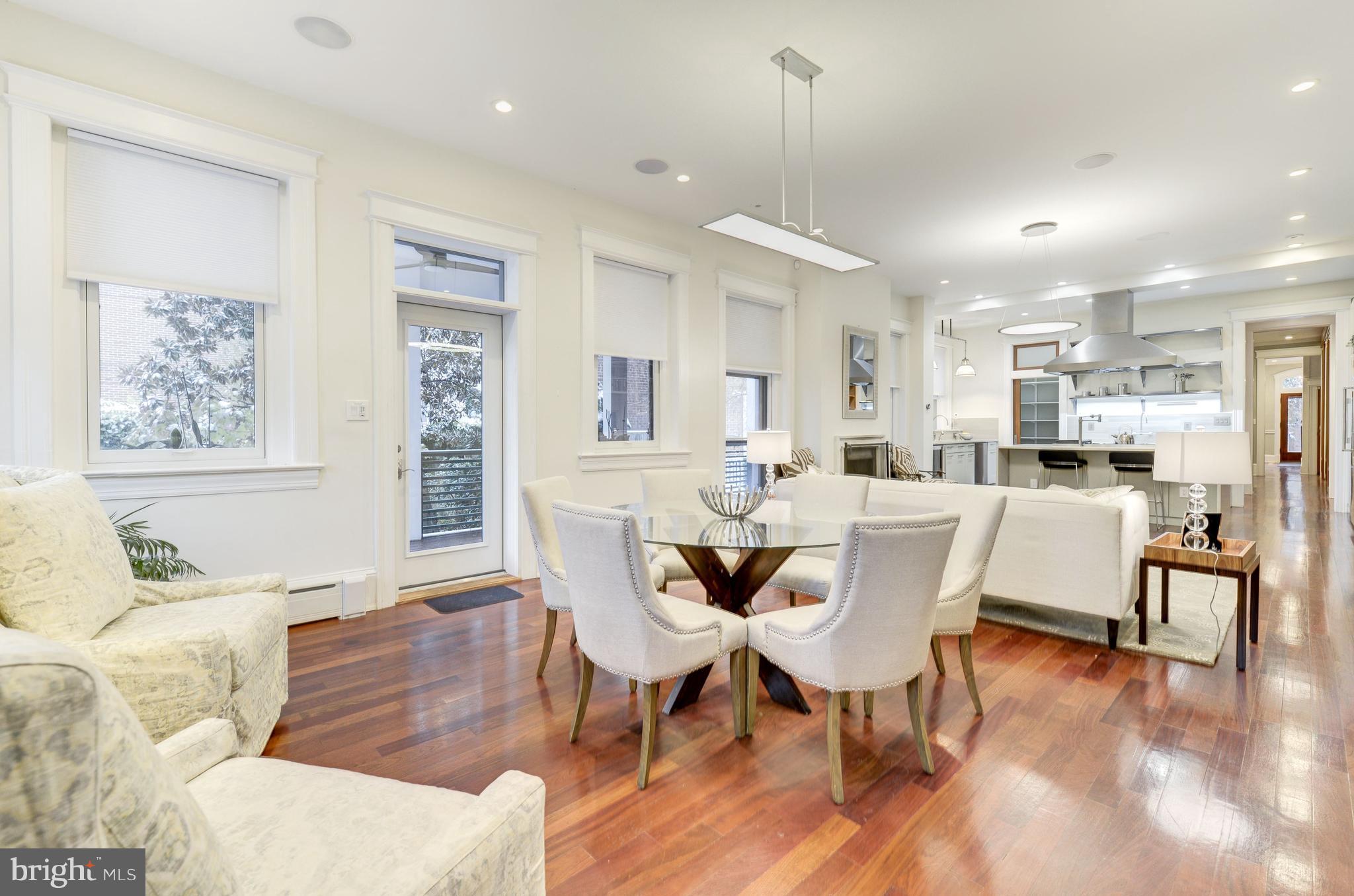 CAPITOL HILL - Residential