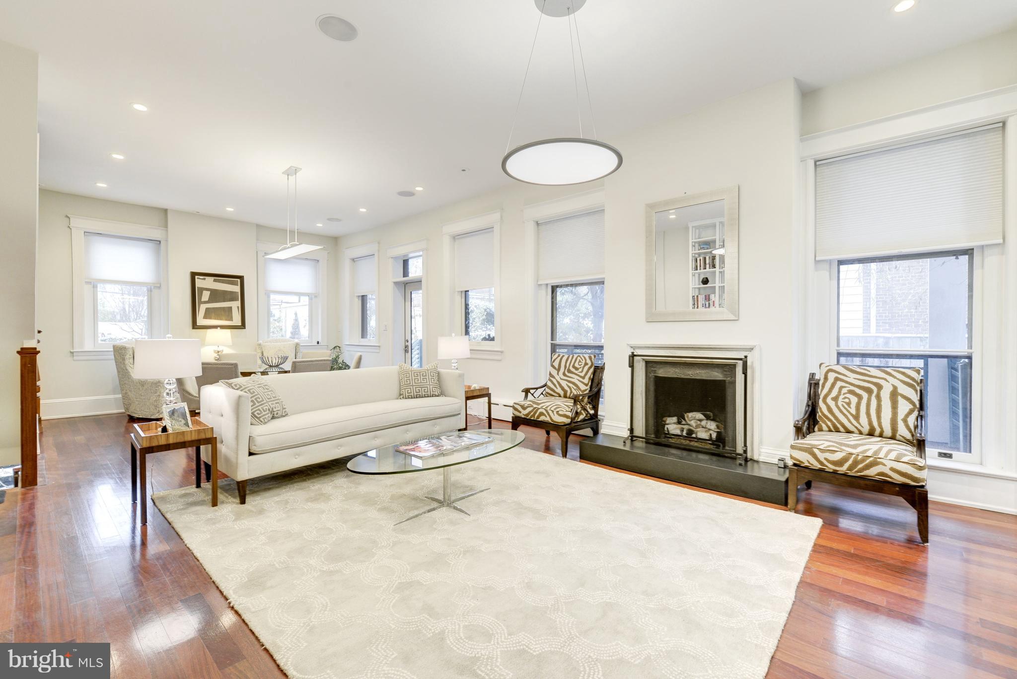 CAPITOL HILL - Residential