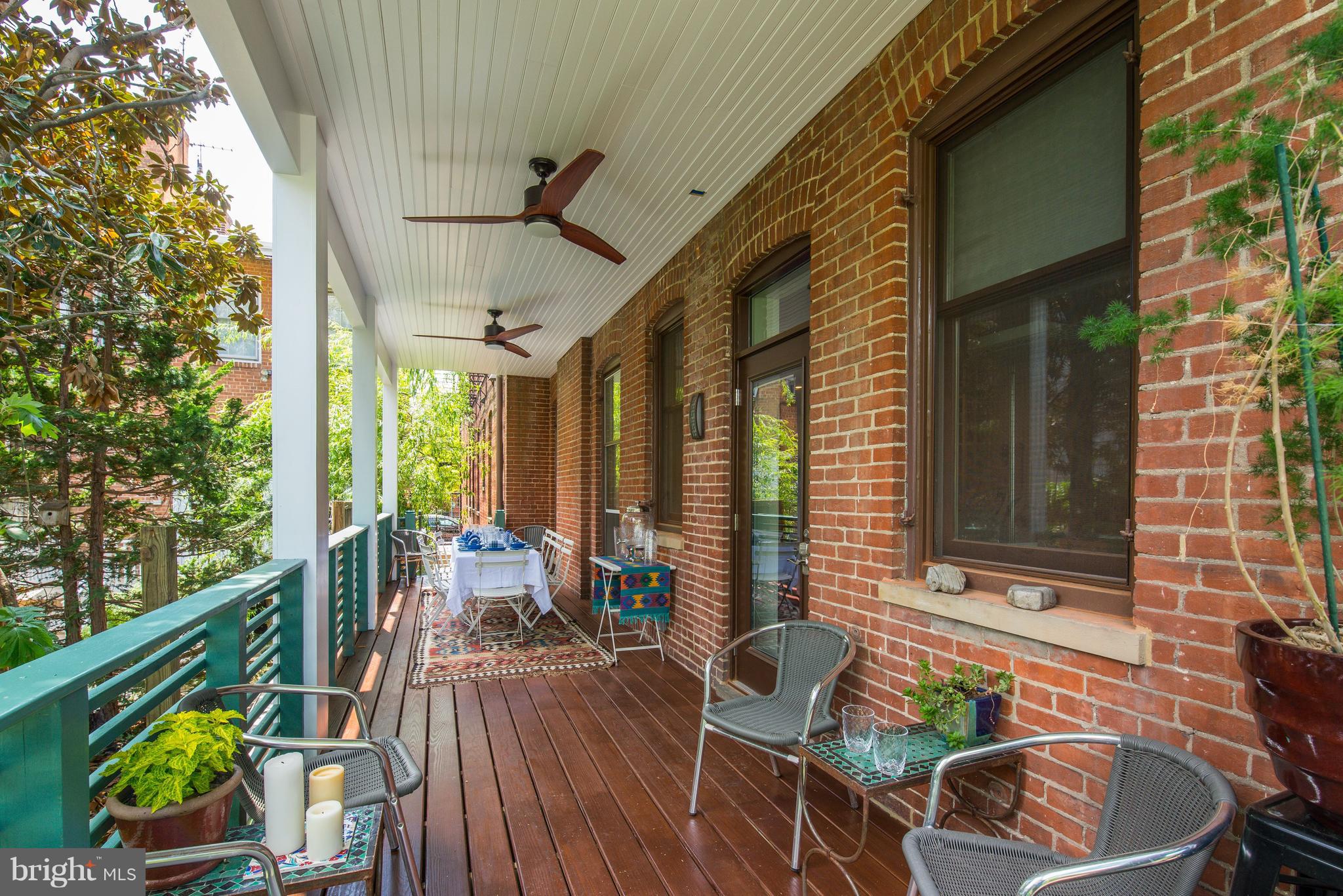CAPITOL HILL - Residential