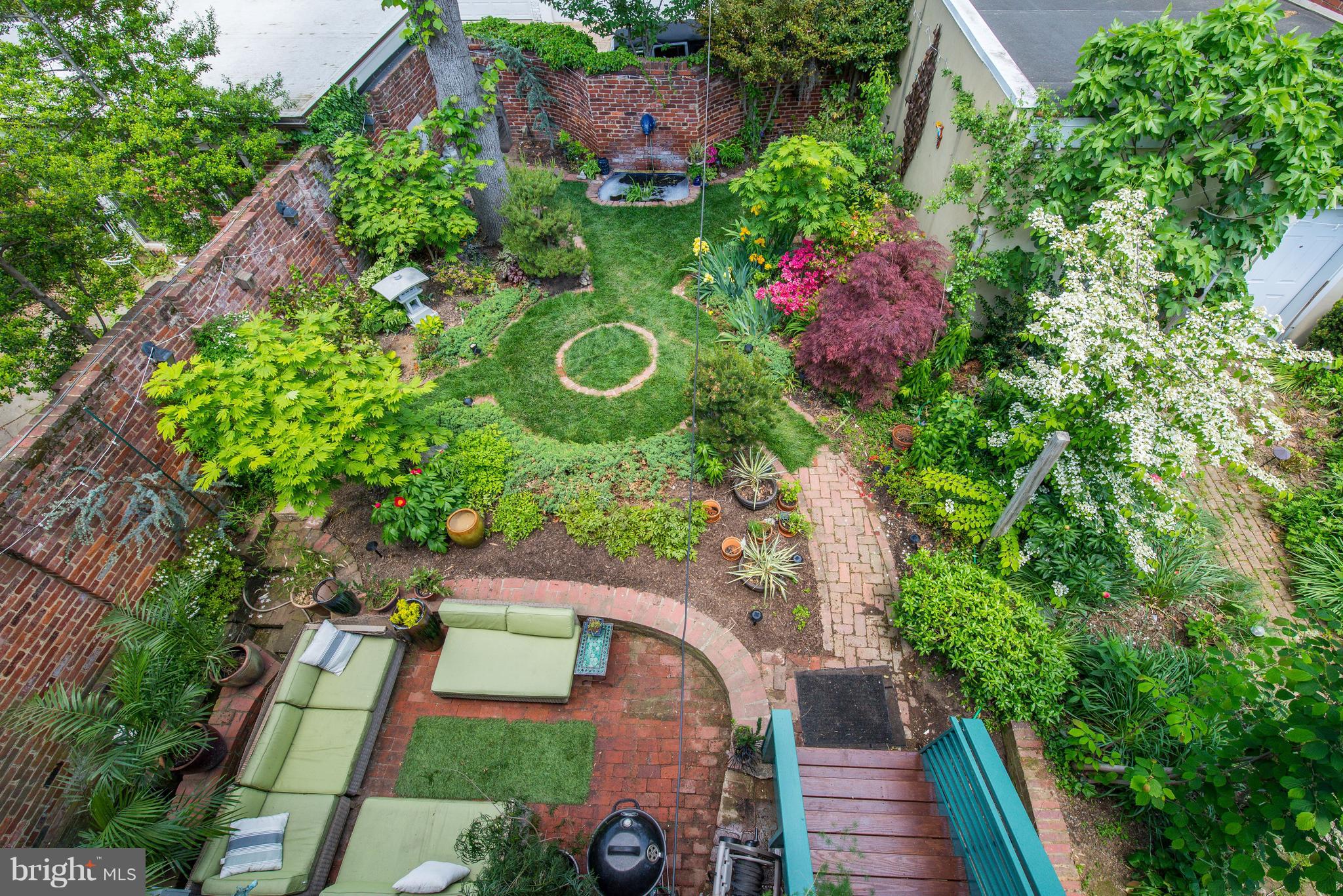 CAPITOL HILL - Residential
