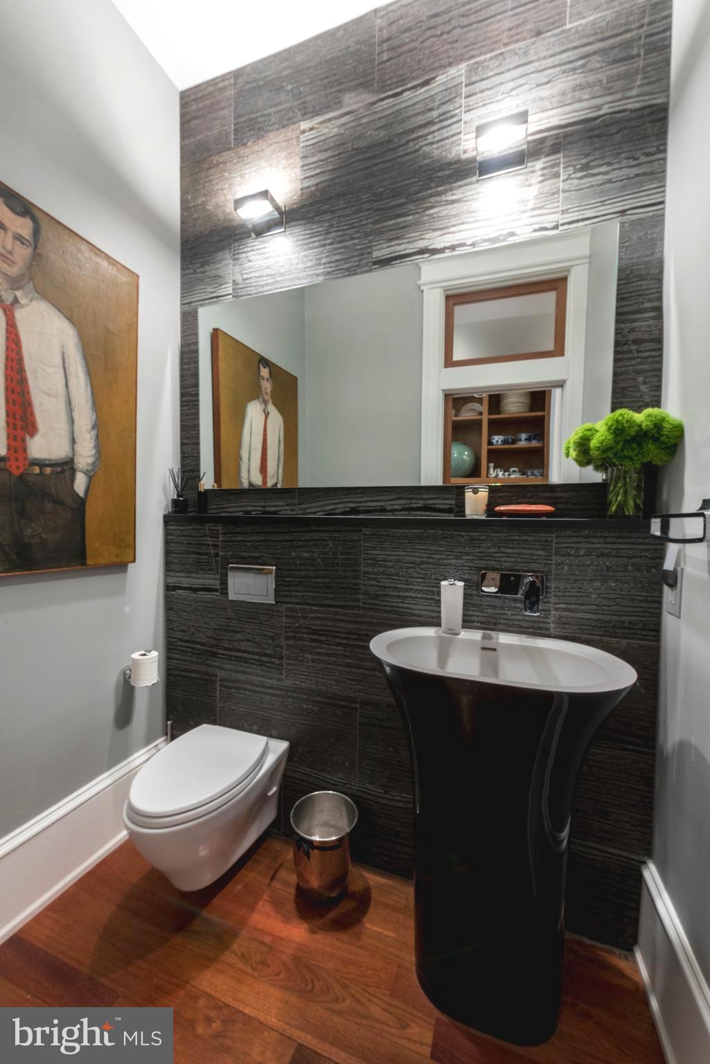 CAPITOL HILL - Residential